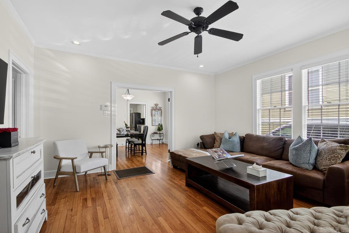 PULASKI HEIGHTS - Residential