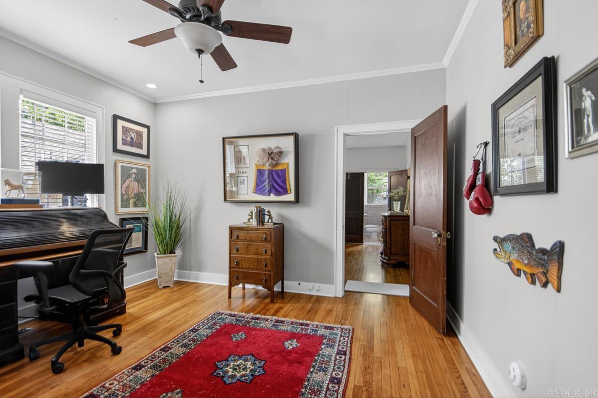 PULASKI HEIGHTS - Residential