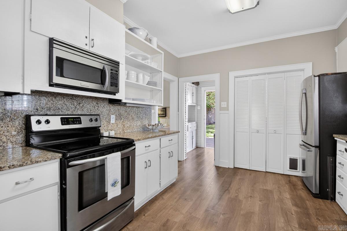 PULASKI HEIGHTS - Residential