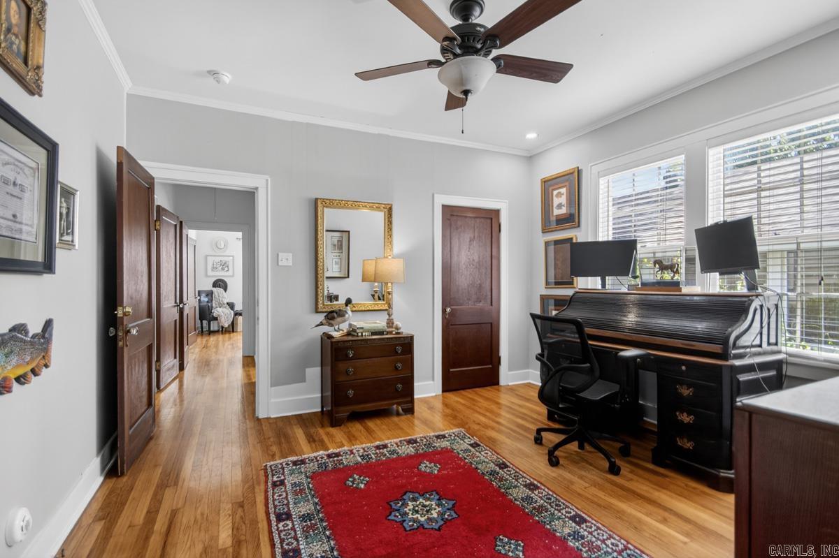 PULASKI HEIGHTS - Residential
