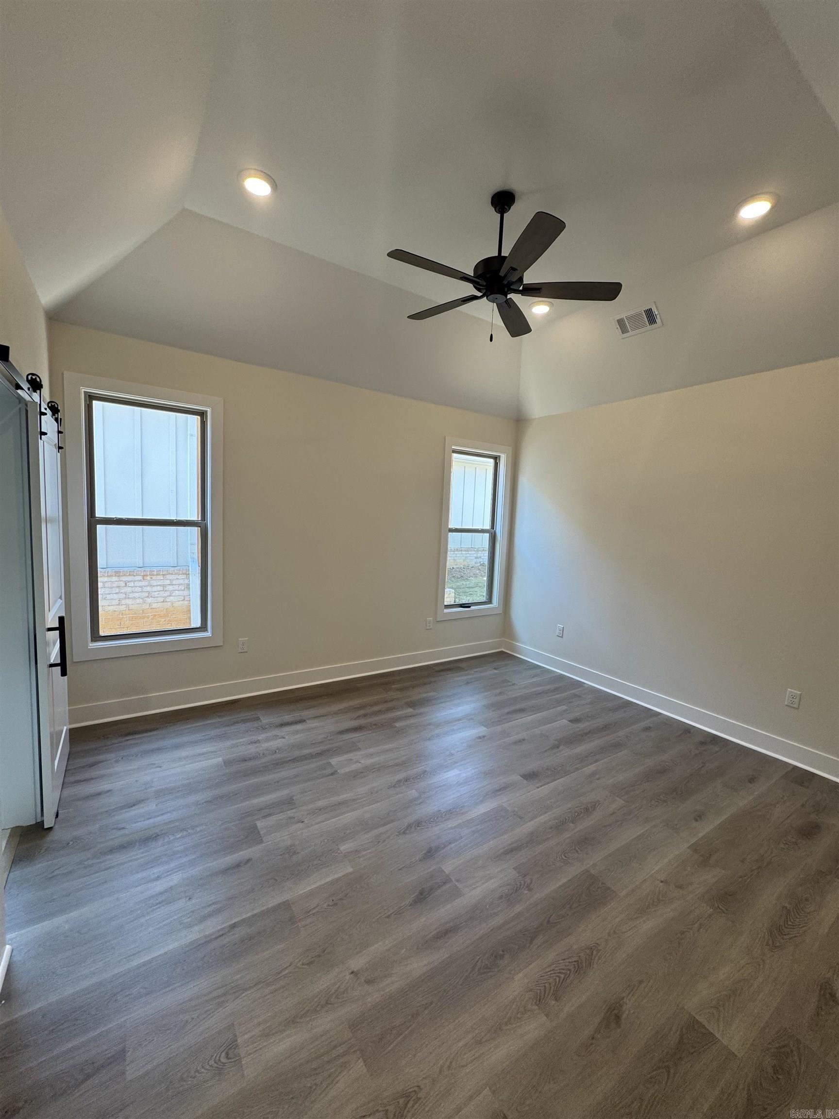 MIDTOWN BRYANT - Residential