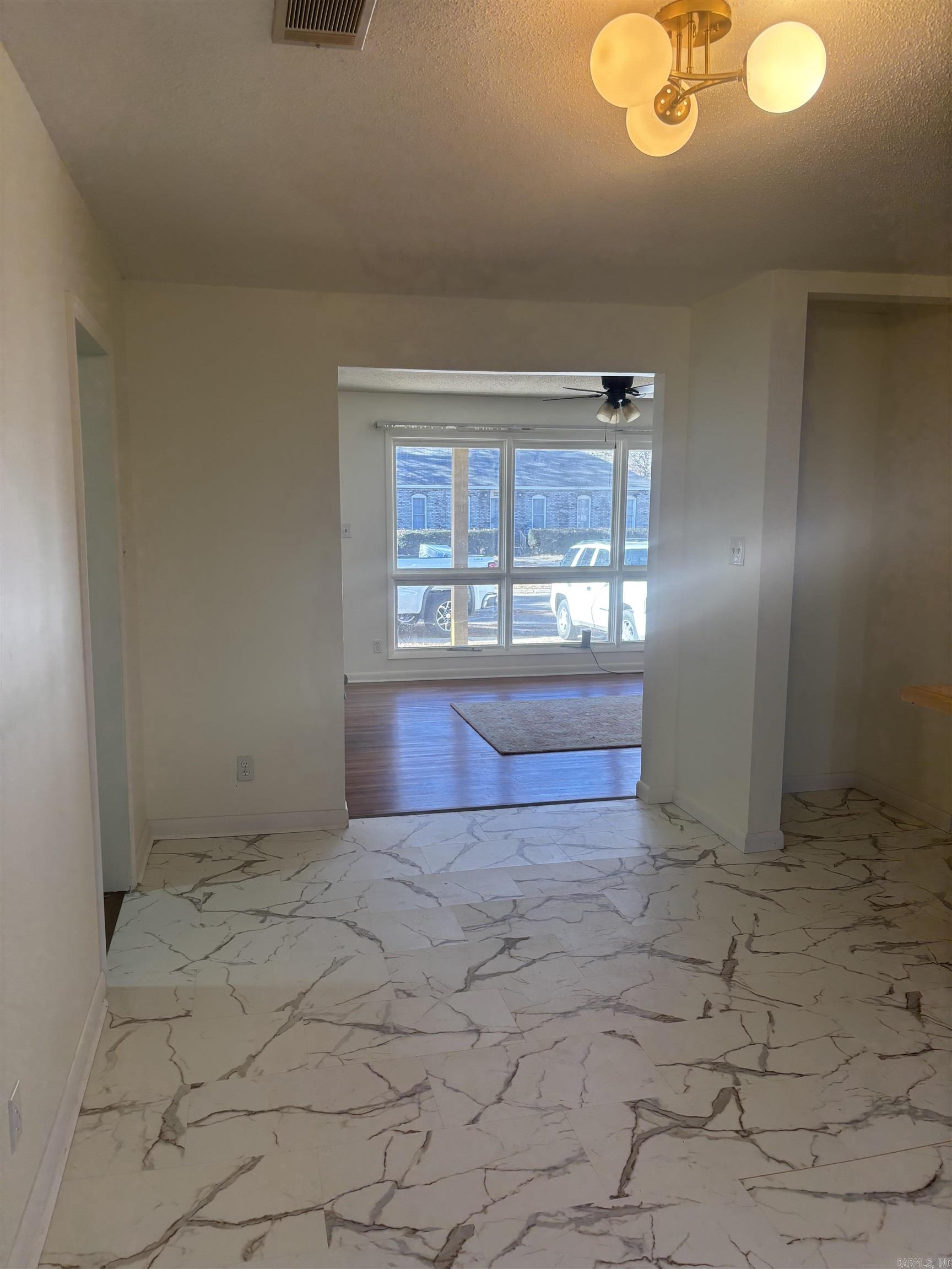 BROOKHAVEN - Residential