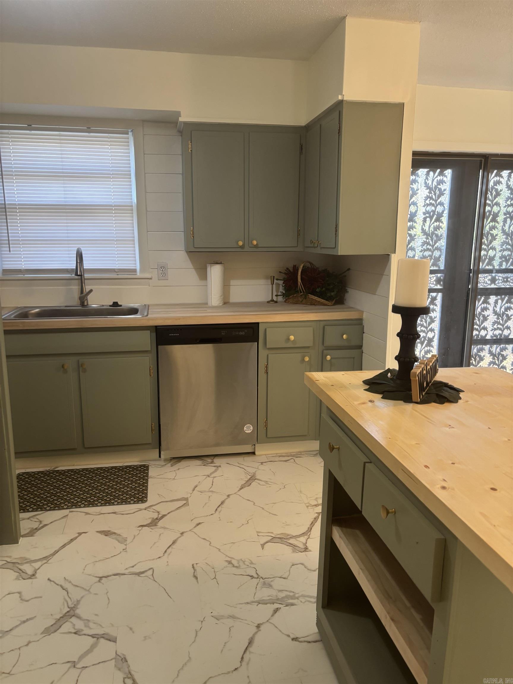 BROOKHAVEN - Residential