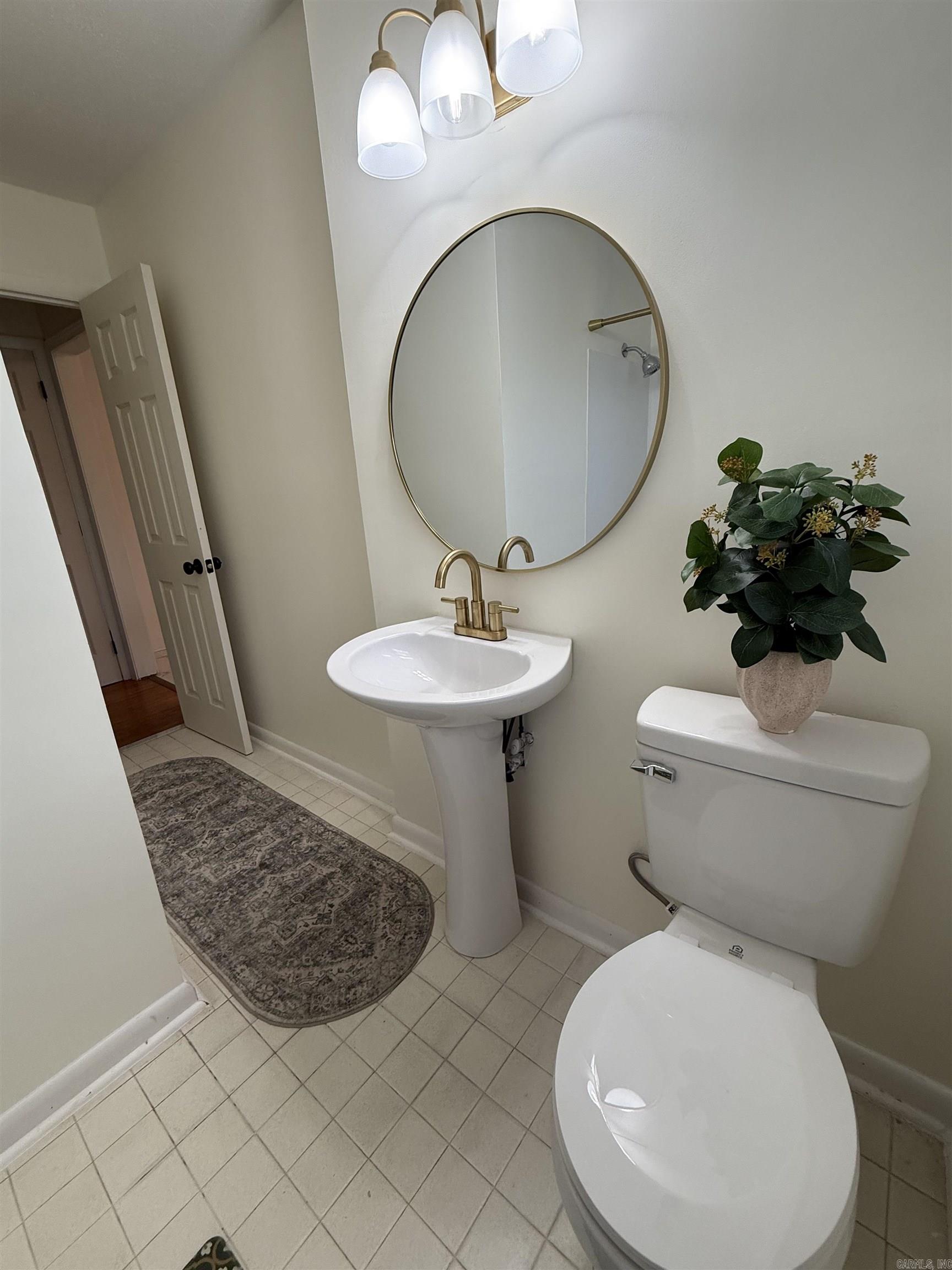 BROOKHAVEN - Residential