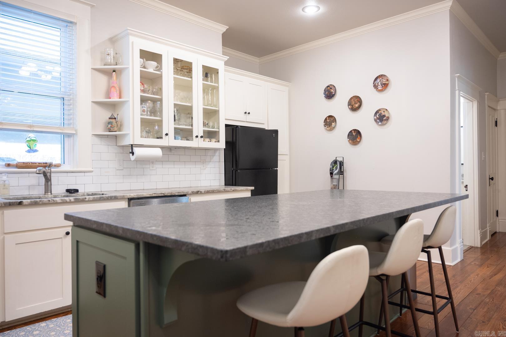 DAVIS & GARVIN - Residential