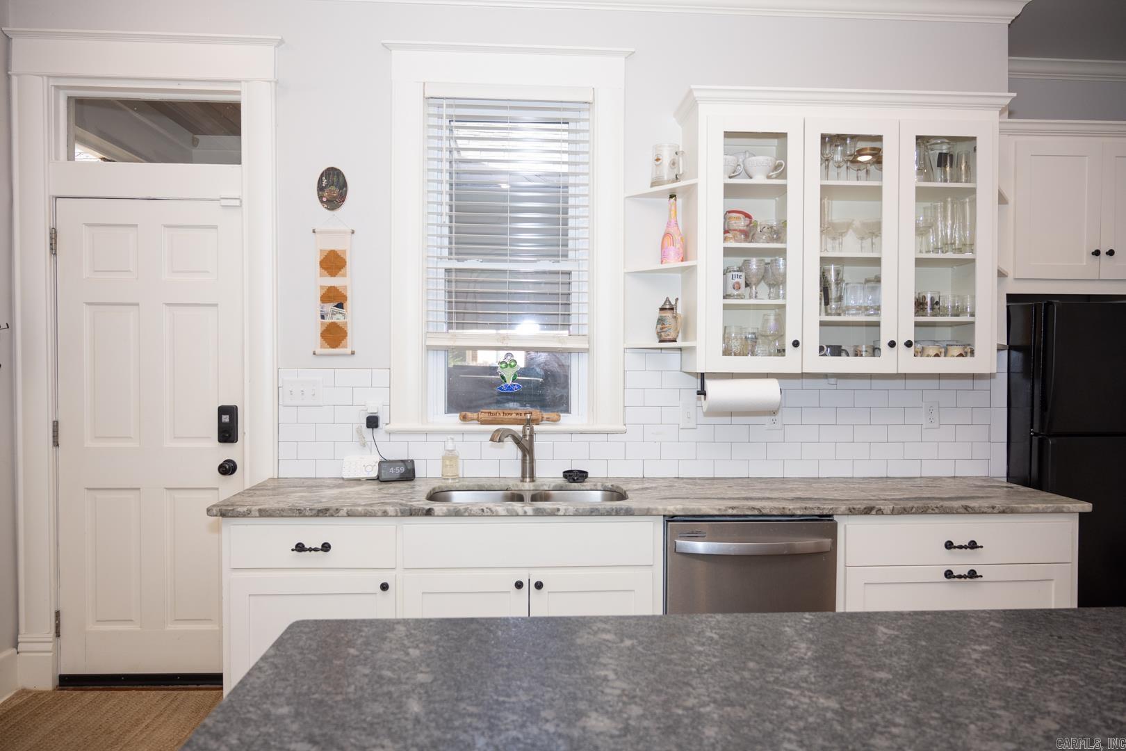 DAVIS & GARVIN - Residential