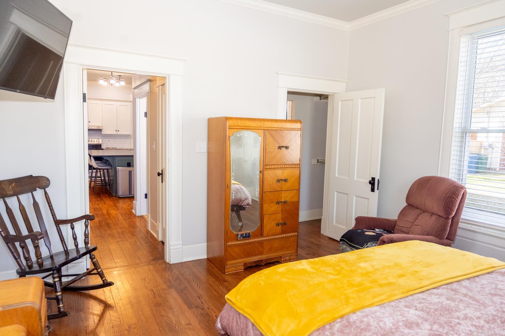 DAVIS & GARVIN - Residential