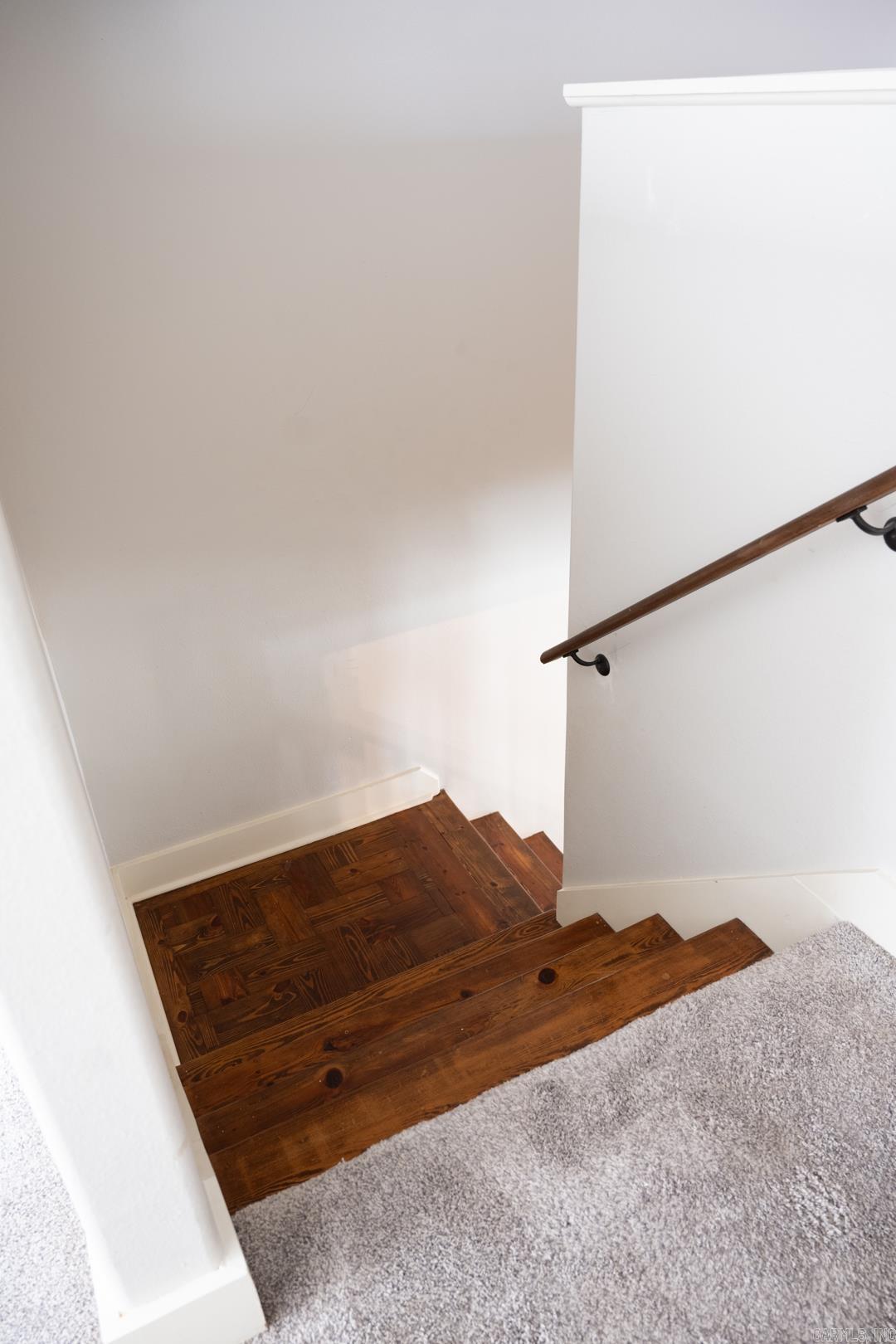 DAVIS & GARVIN - Residential