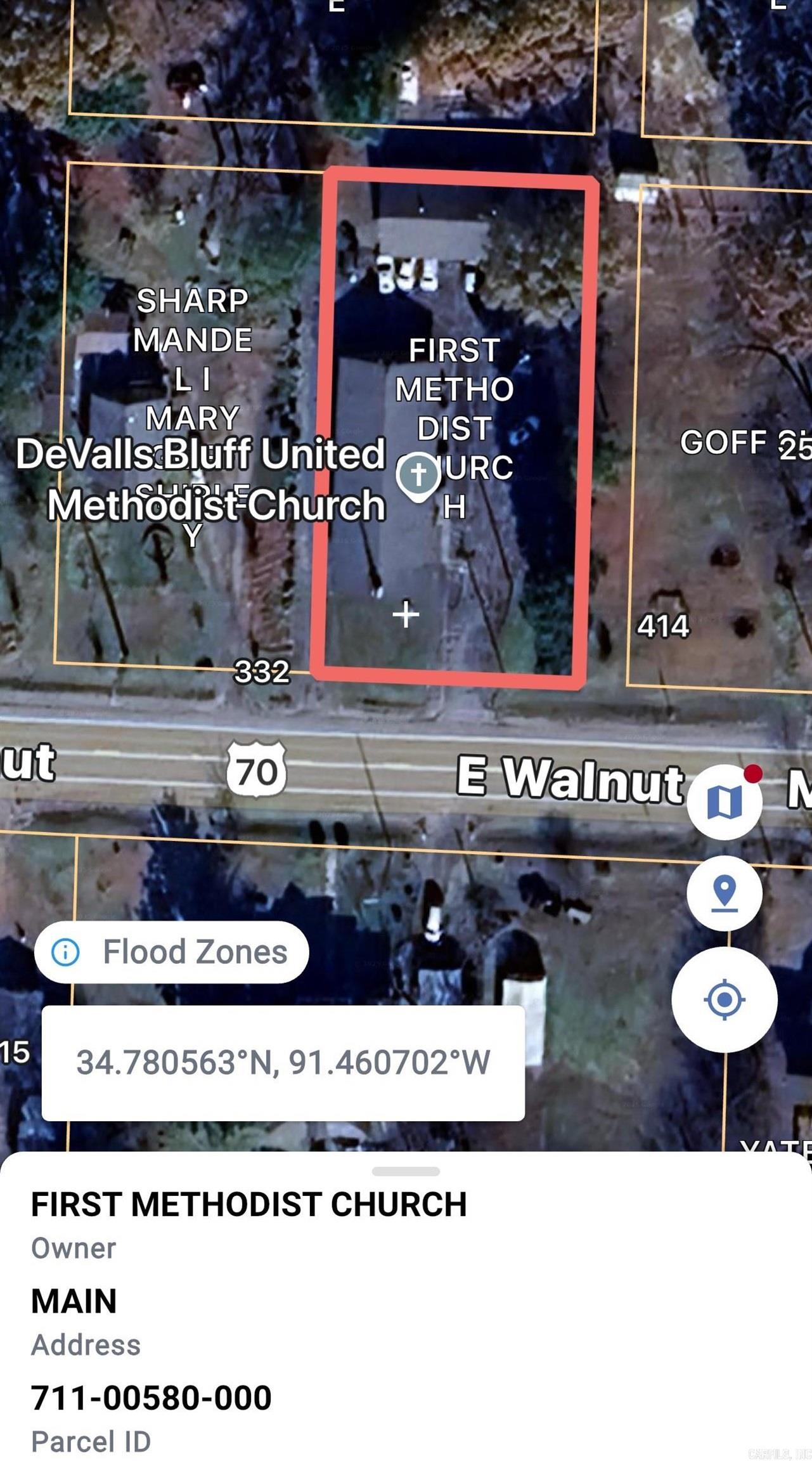 Main image without alt text