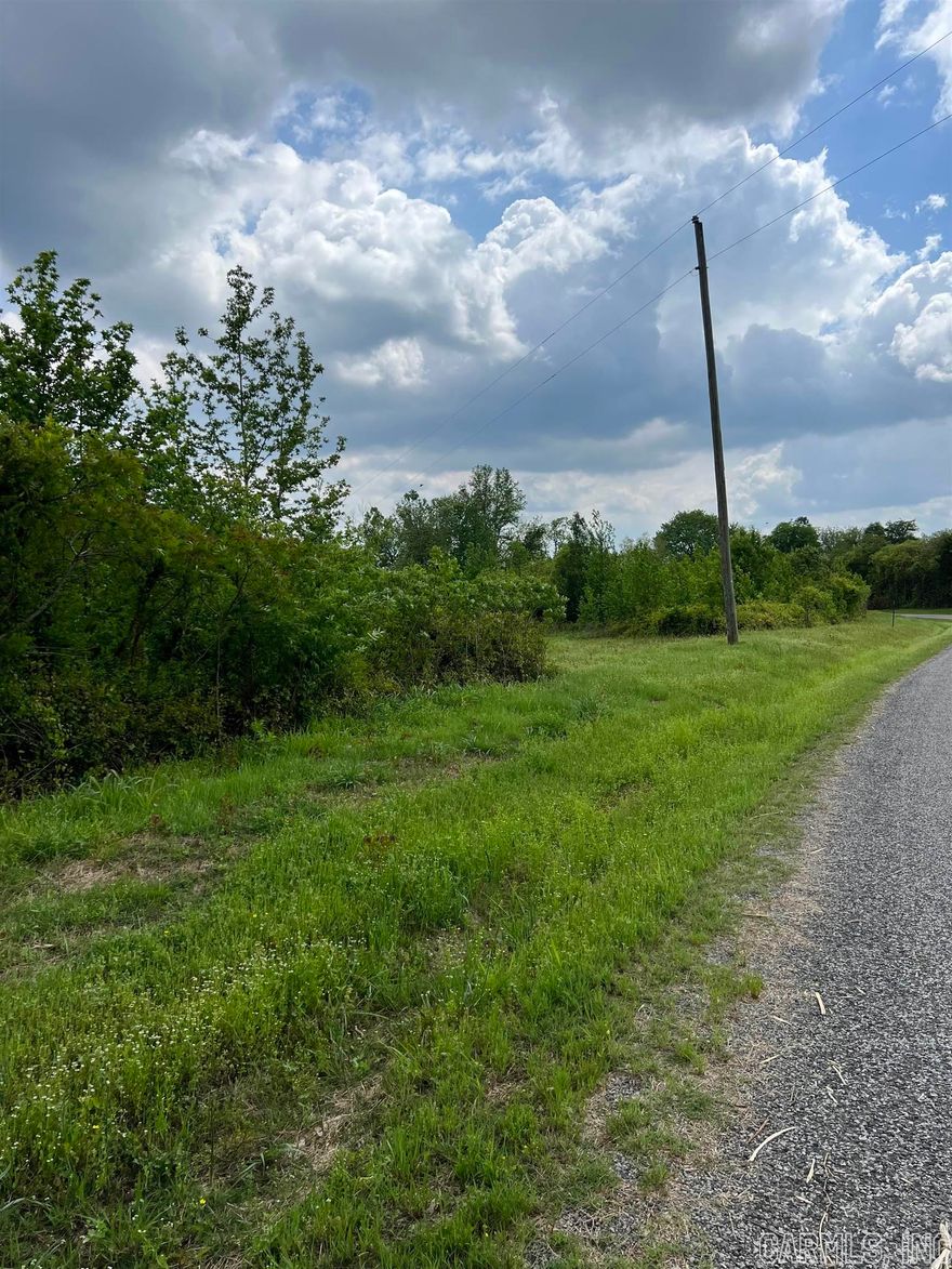 What a great level 10 acre track of land with all utilites close by.  Near Greers Ferry lake and surrounding by farms.  Beautiful setting just waiting for someone to make a home there.