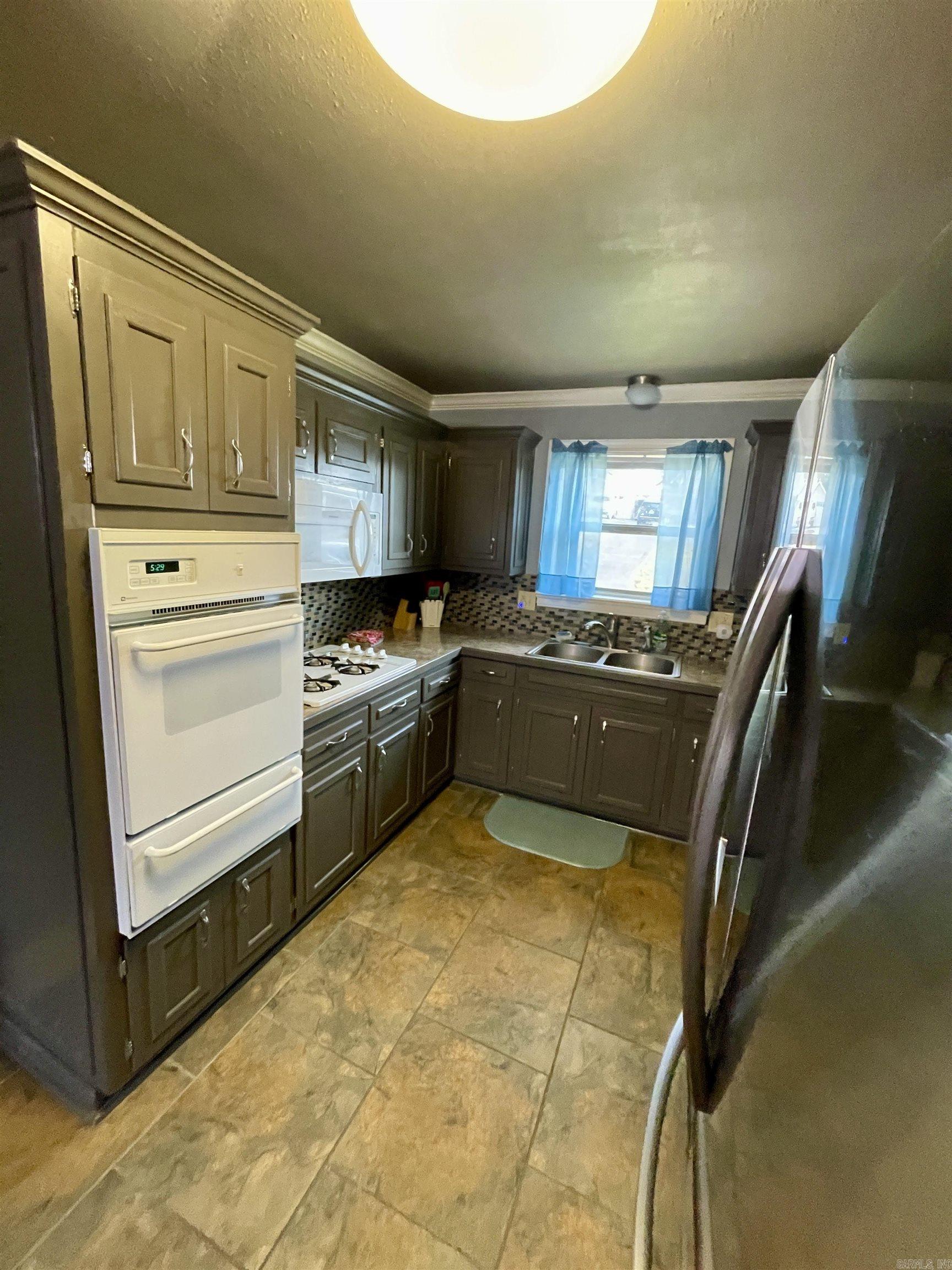 FLEETWOOD ADDN - Residential