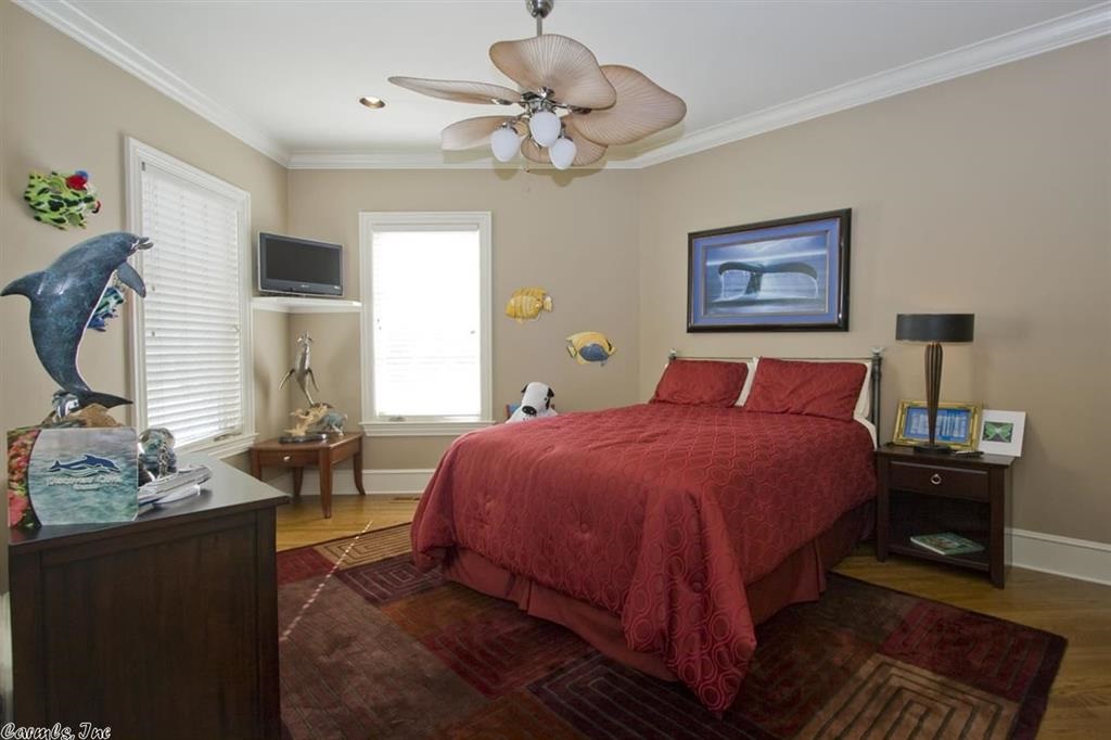 CHENAL VALLEY SOLOGNE CIRCLE - Residential