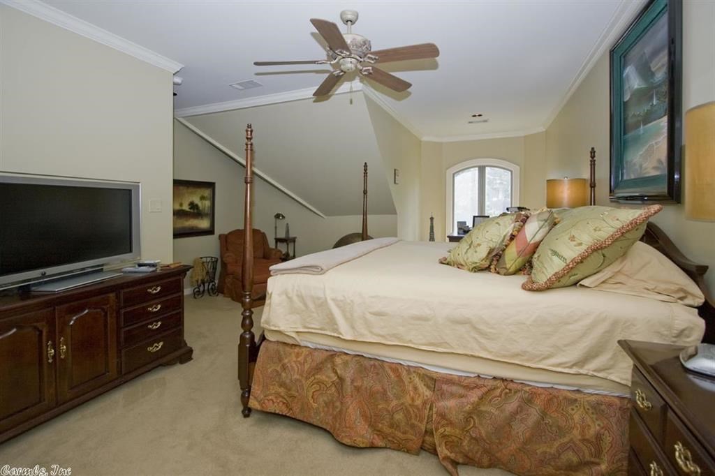 CHENAL VALLEY SOLOGNE CIRCLE - Residential