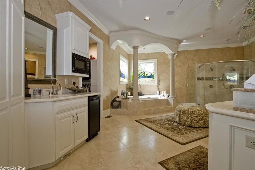 CHENAL VALLEY SOLOGNE CIRCLE - Residential