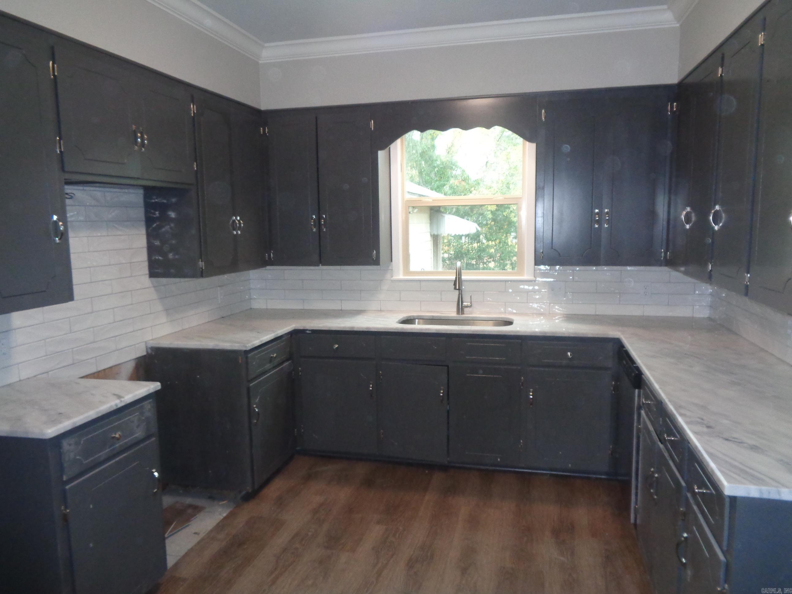 COMBS 2ND - Residential