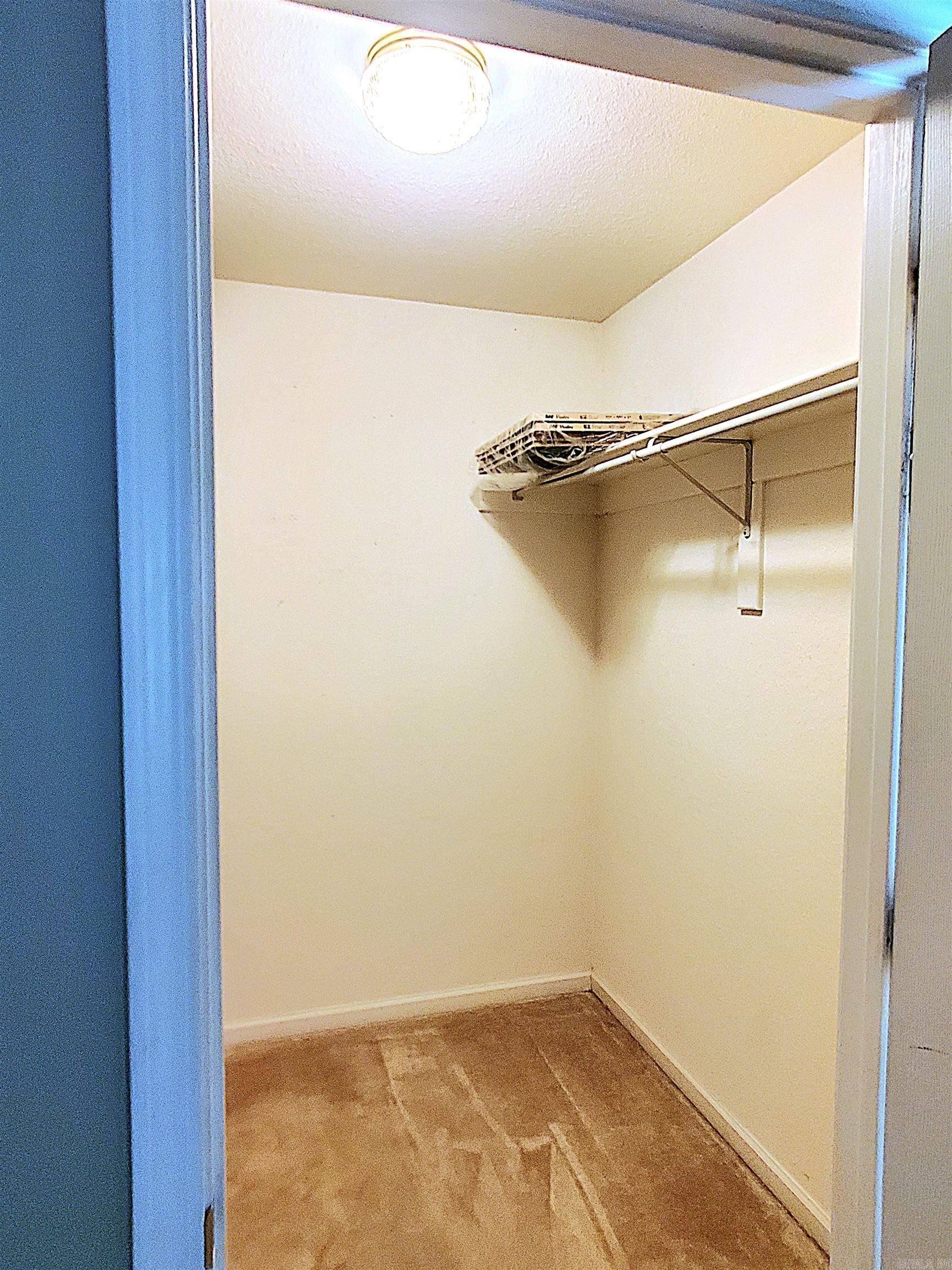 FOREST VIEW - Residential