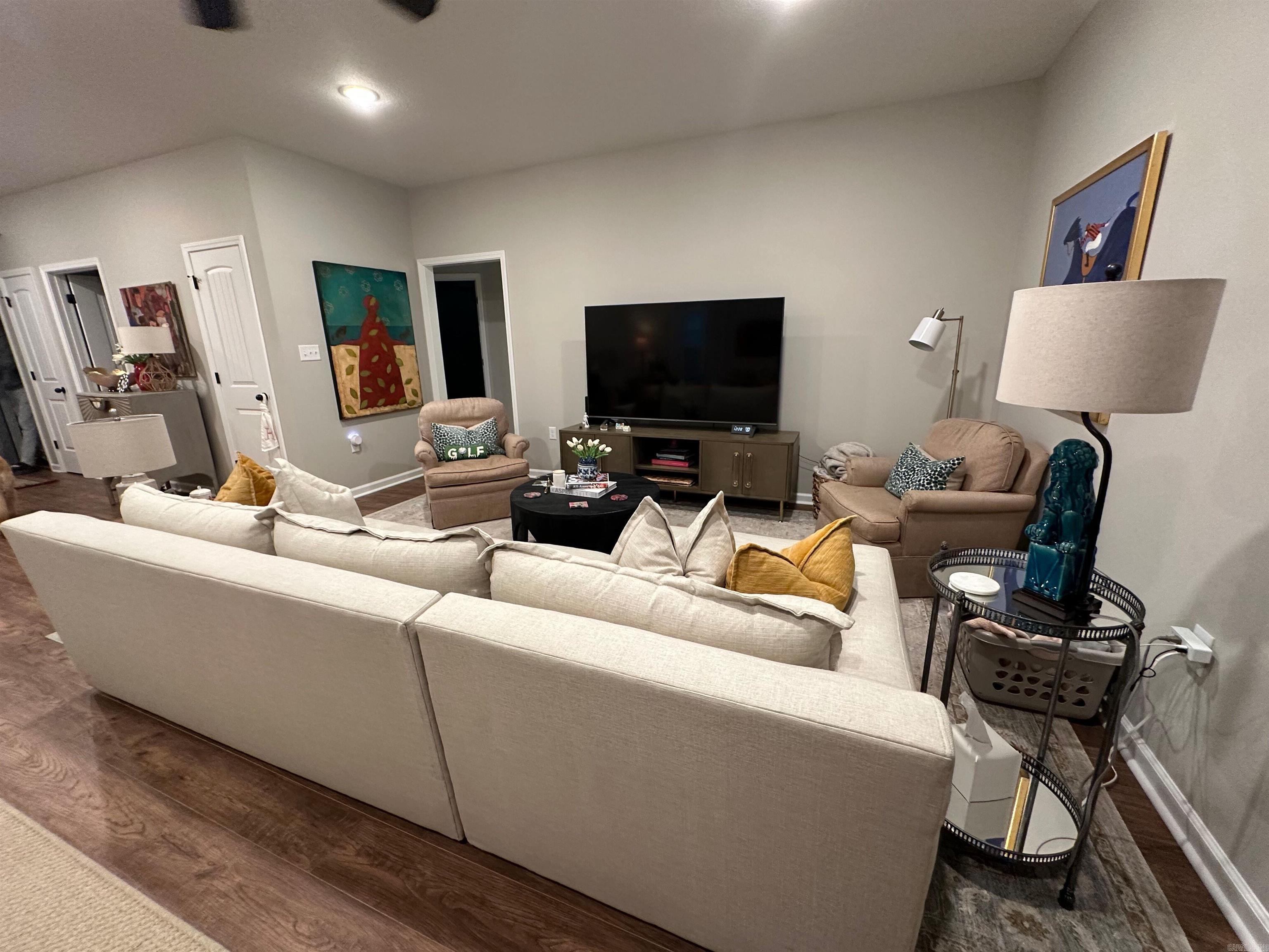 BROOKSHIRE PLACE - Residential