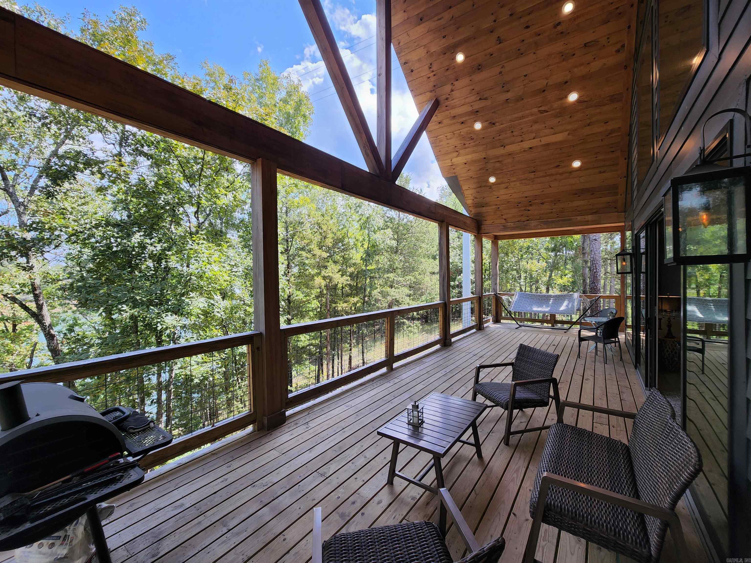 Tannenbaum-Lake - Residential
