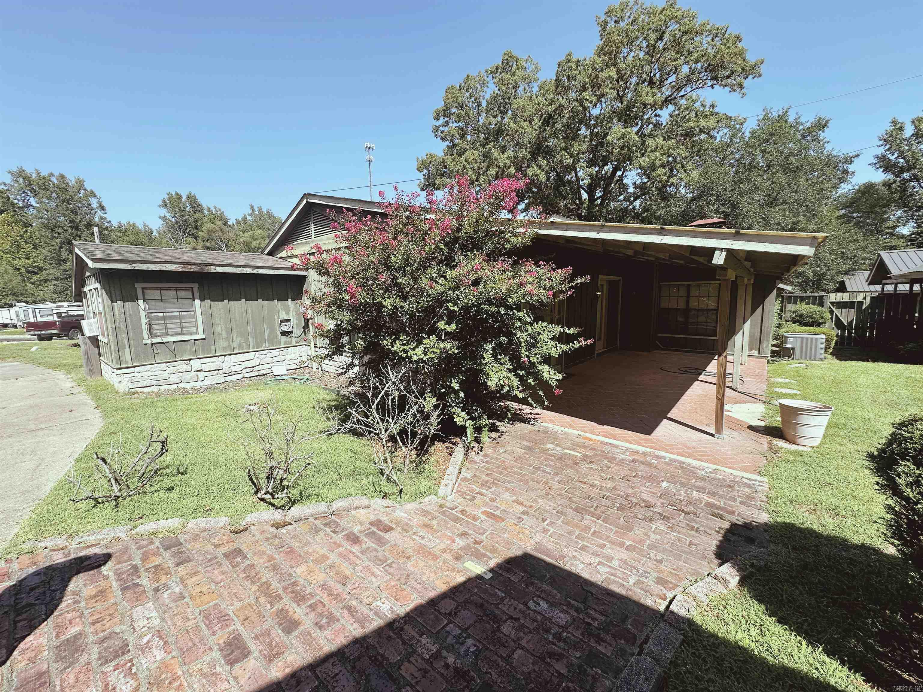 Metes & Bounds - Residential Lease