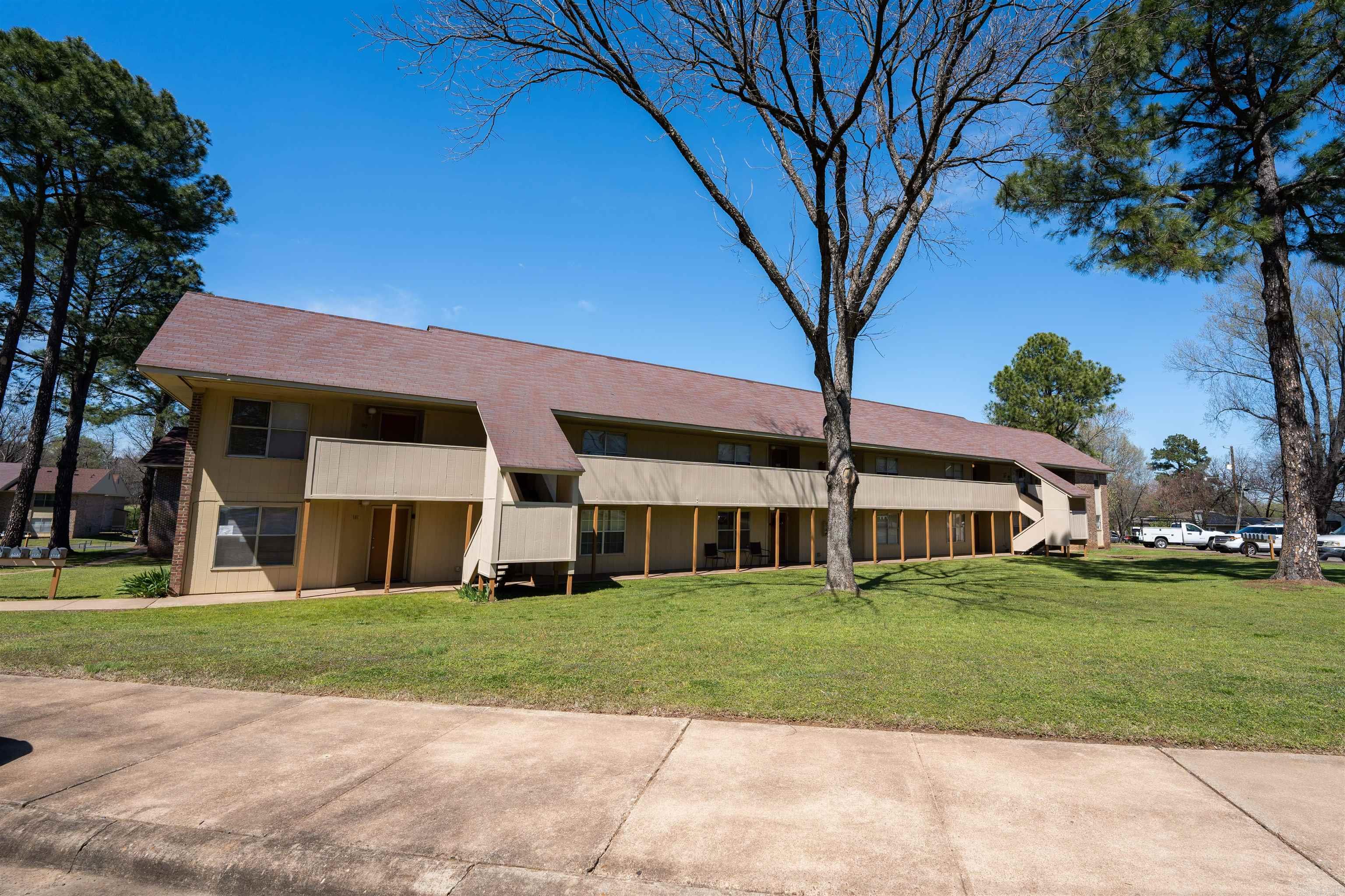 48 unit apartment complex sold before listed.