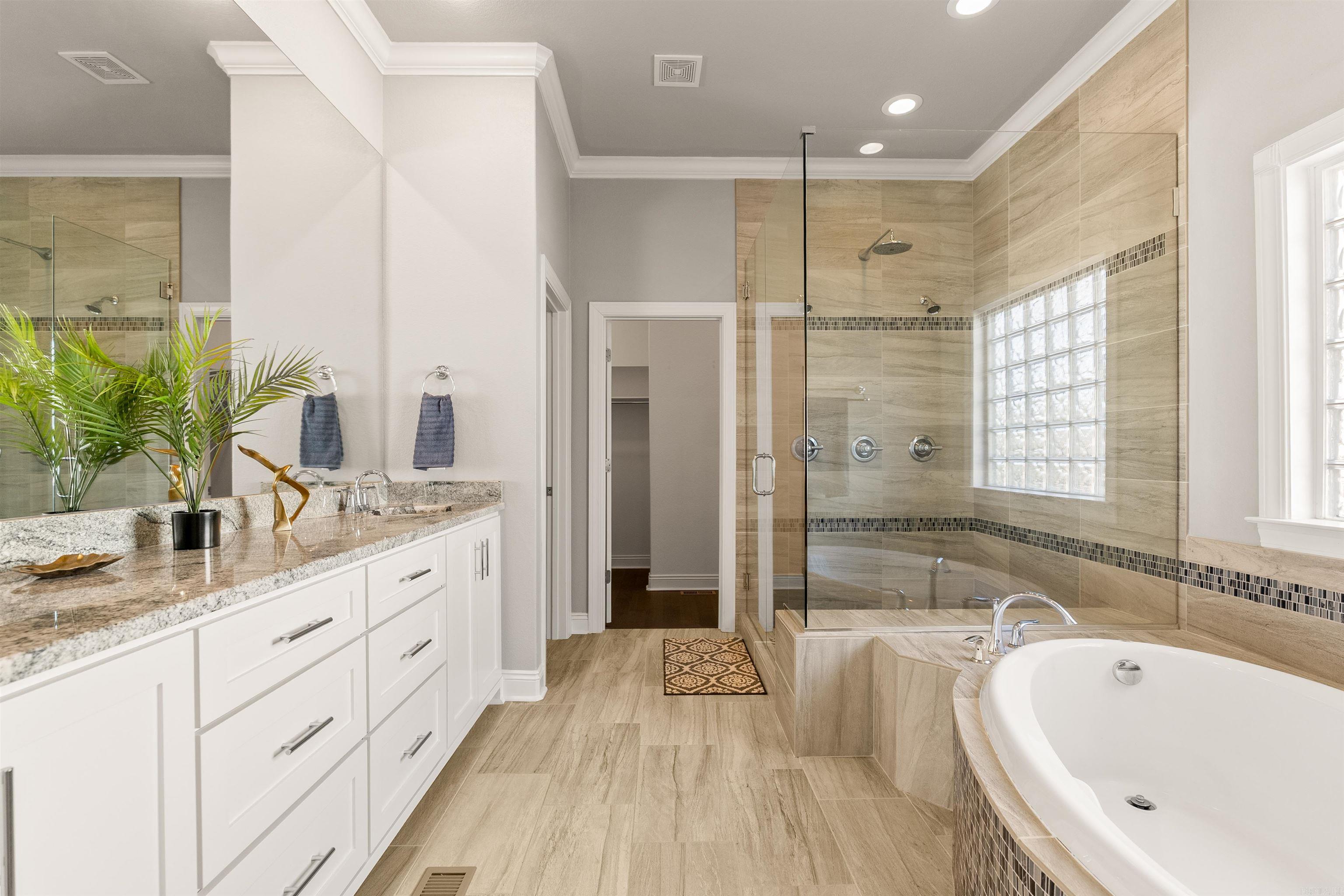 HOLLENBERG - Residential