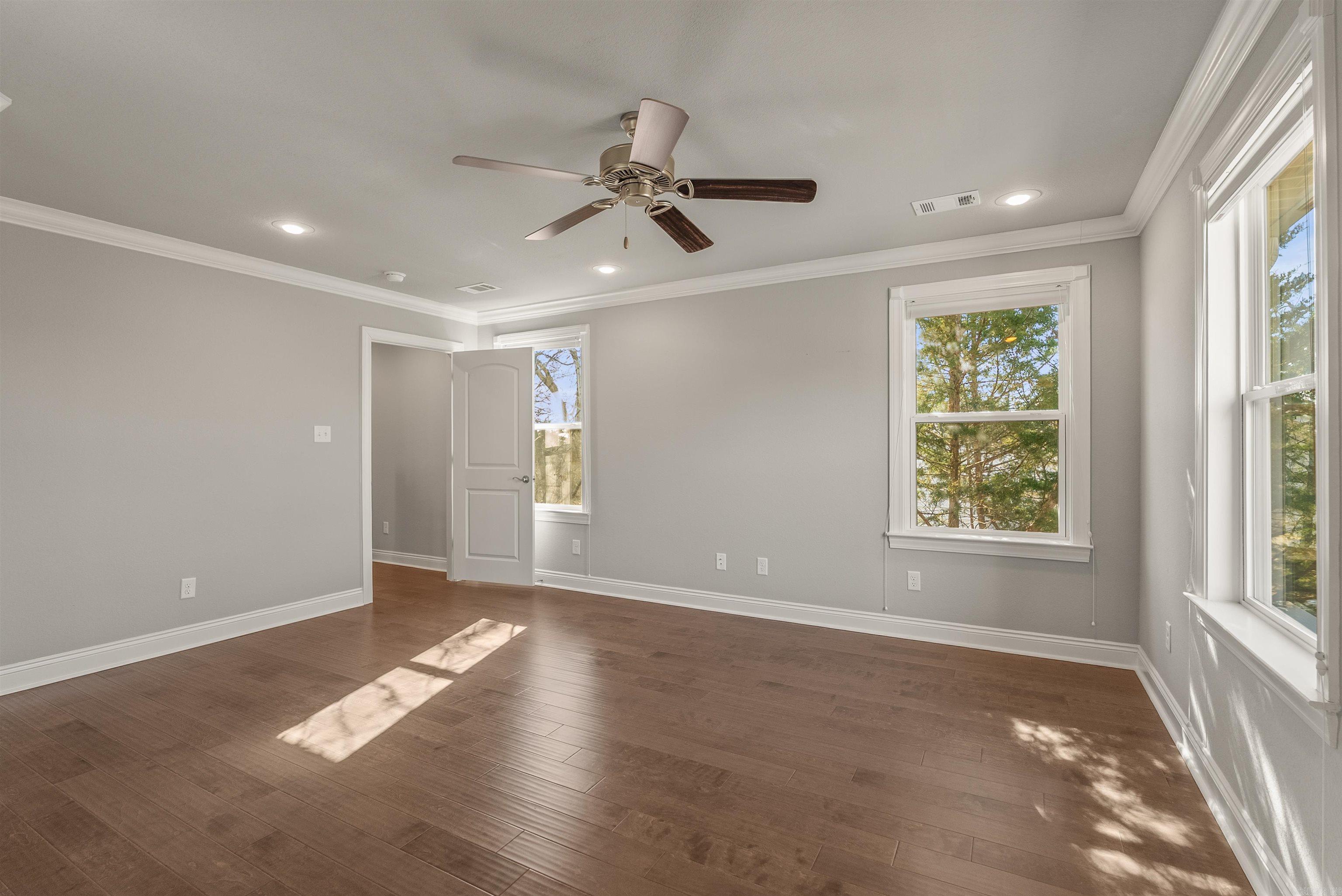 HOLLENBERG - Residential