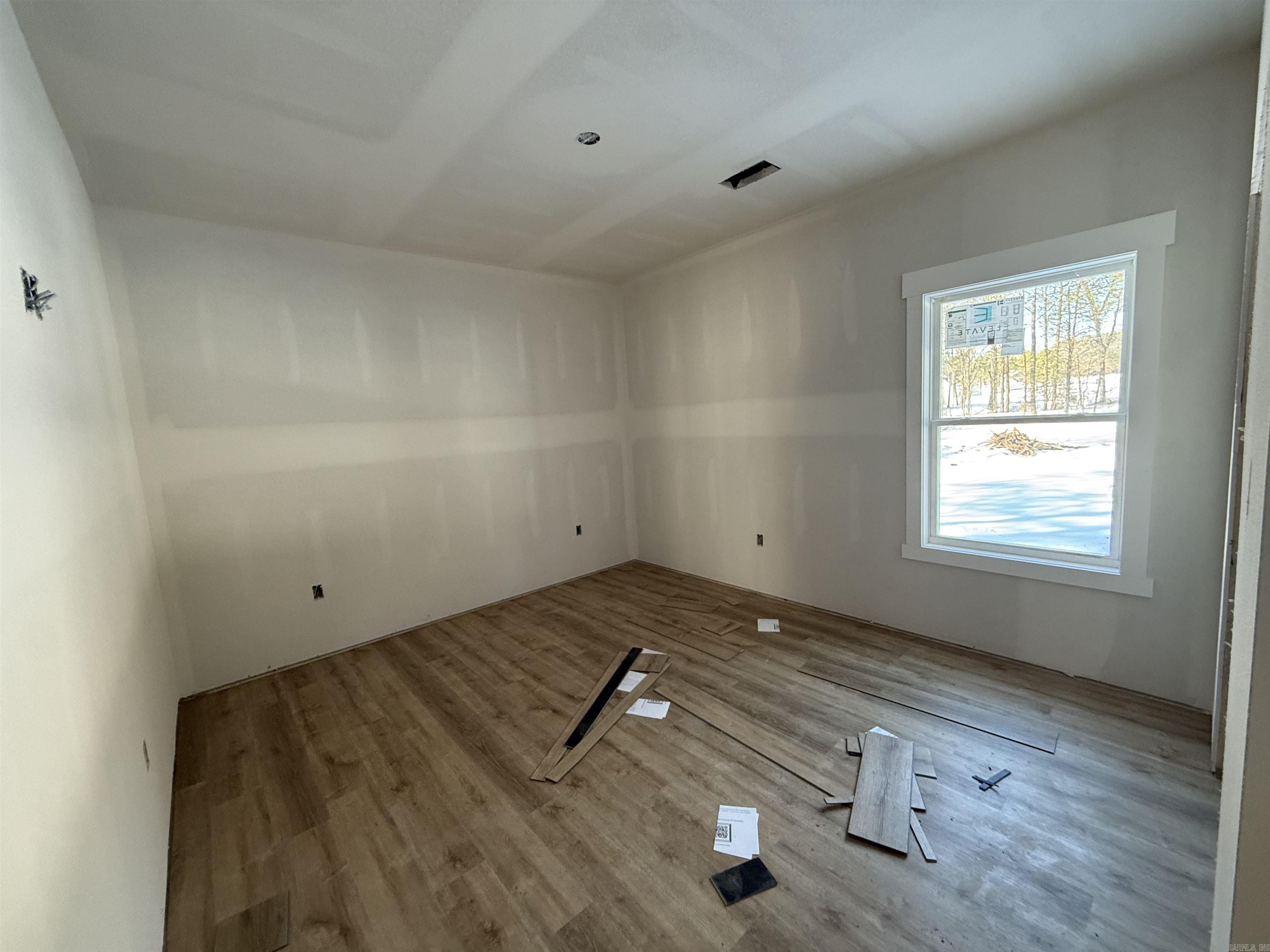 COYOTE RIDGE - Residential