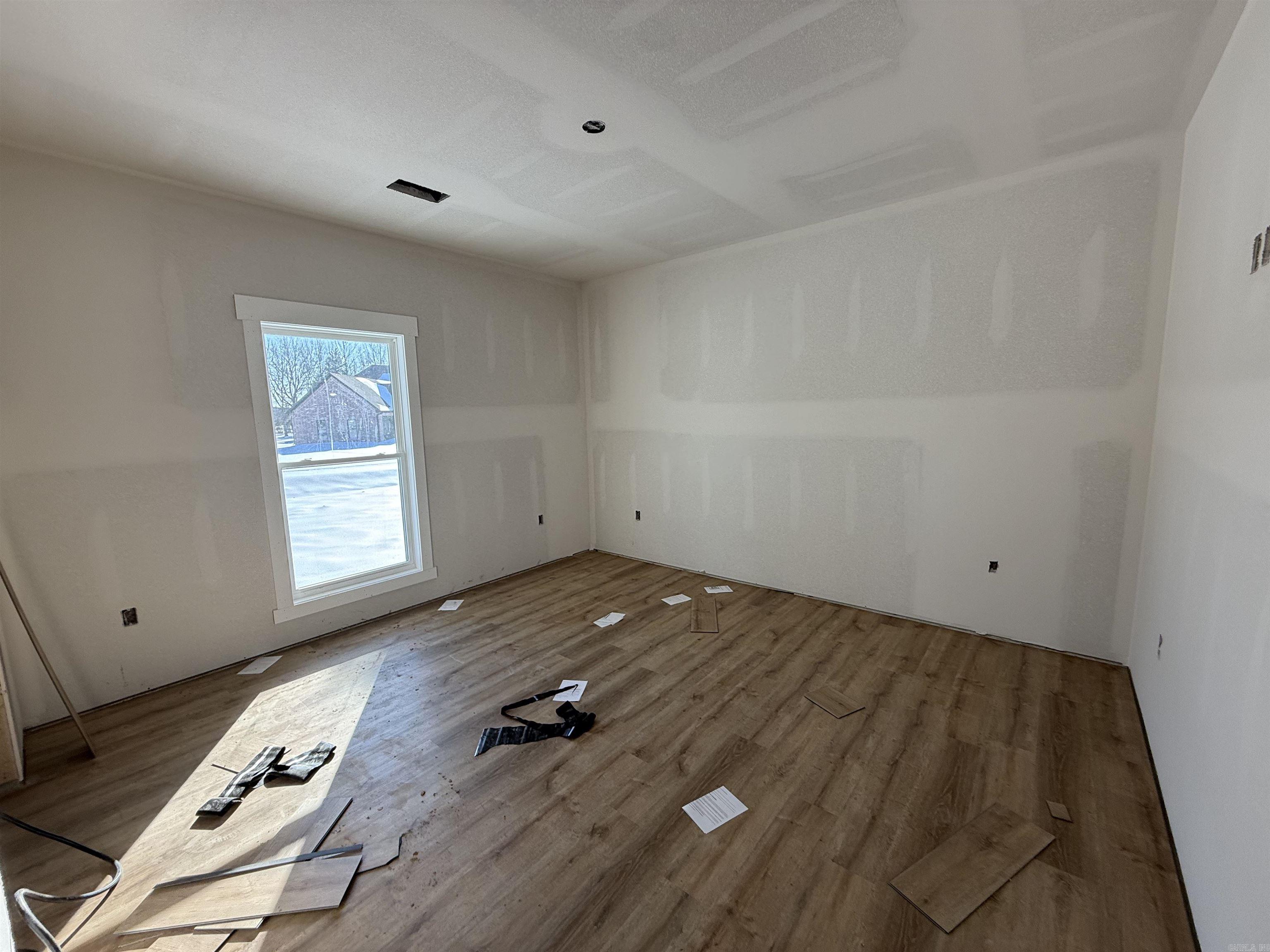 COYOTE RIDGE - Residential