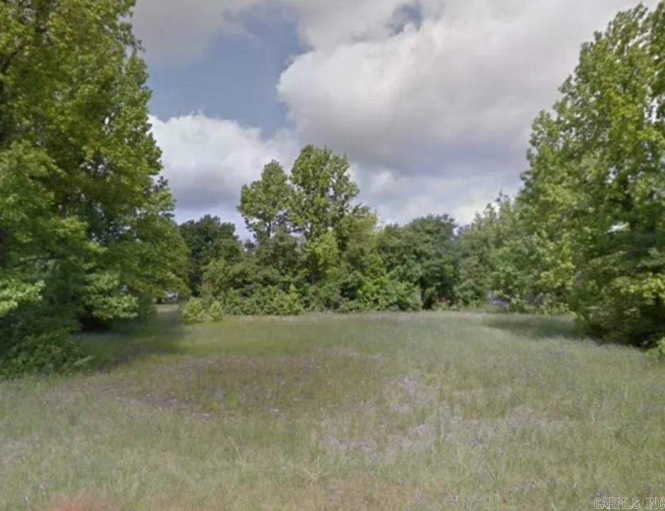 Build your new home on this spacious .35 (+/-) acre corner lot. It is close to everything you need with just minutes from local stores, restaurants and amenities. Seller to provide Limited Warranty Deed only.