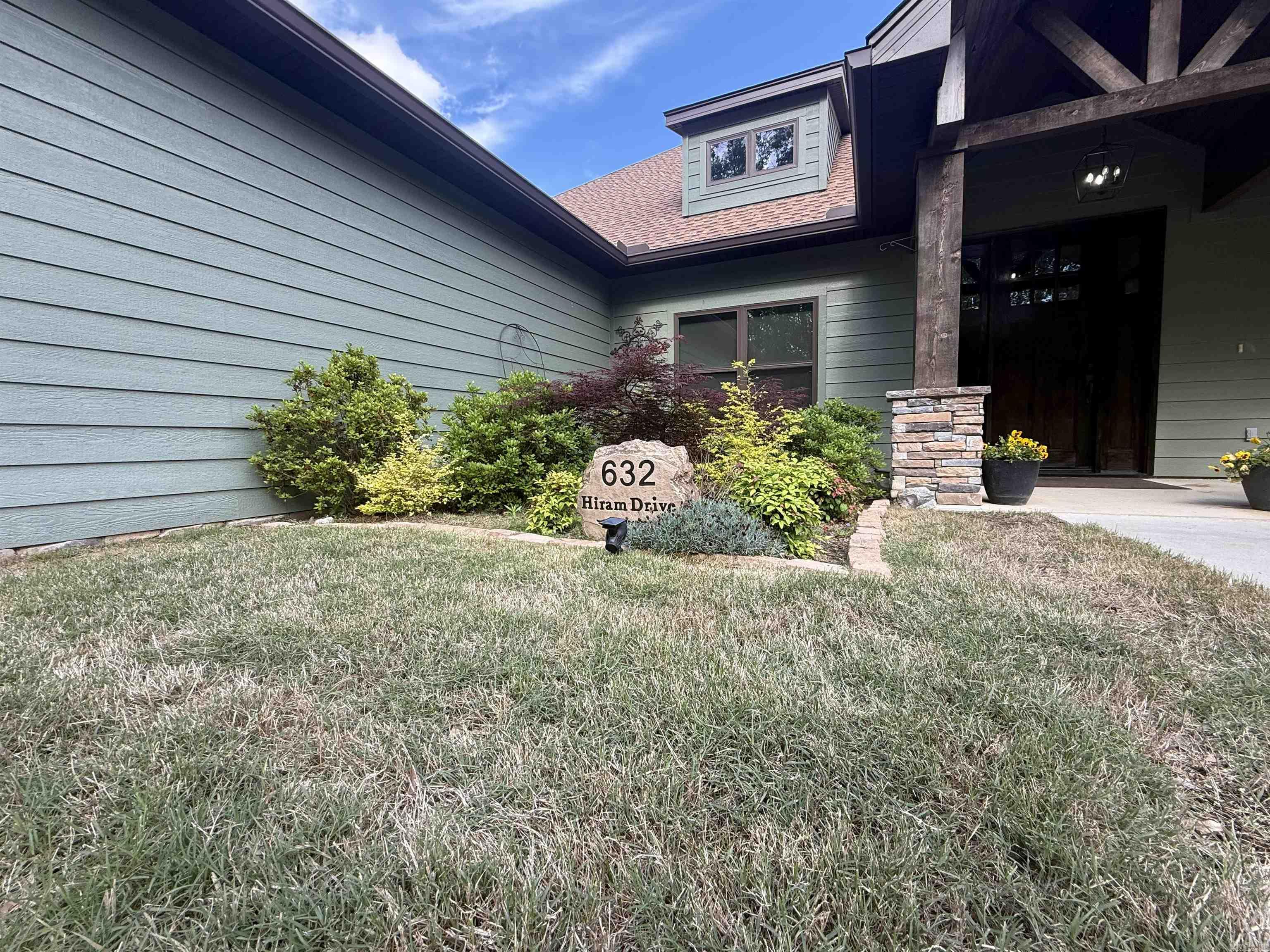 THE WATERS ON TIMBERLAKE - Residential