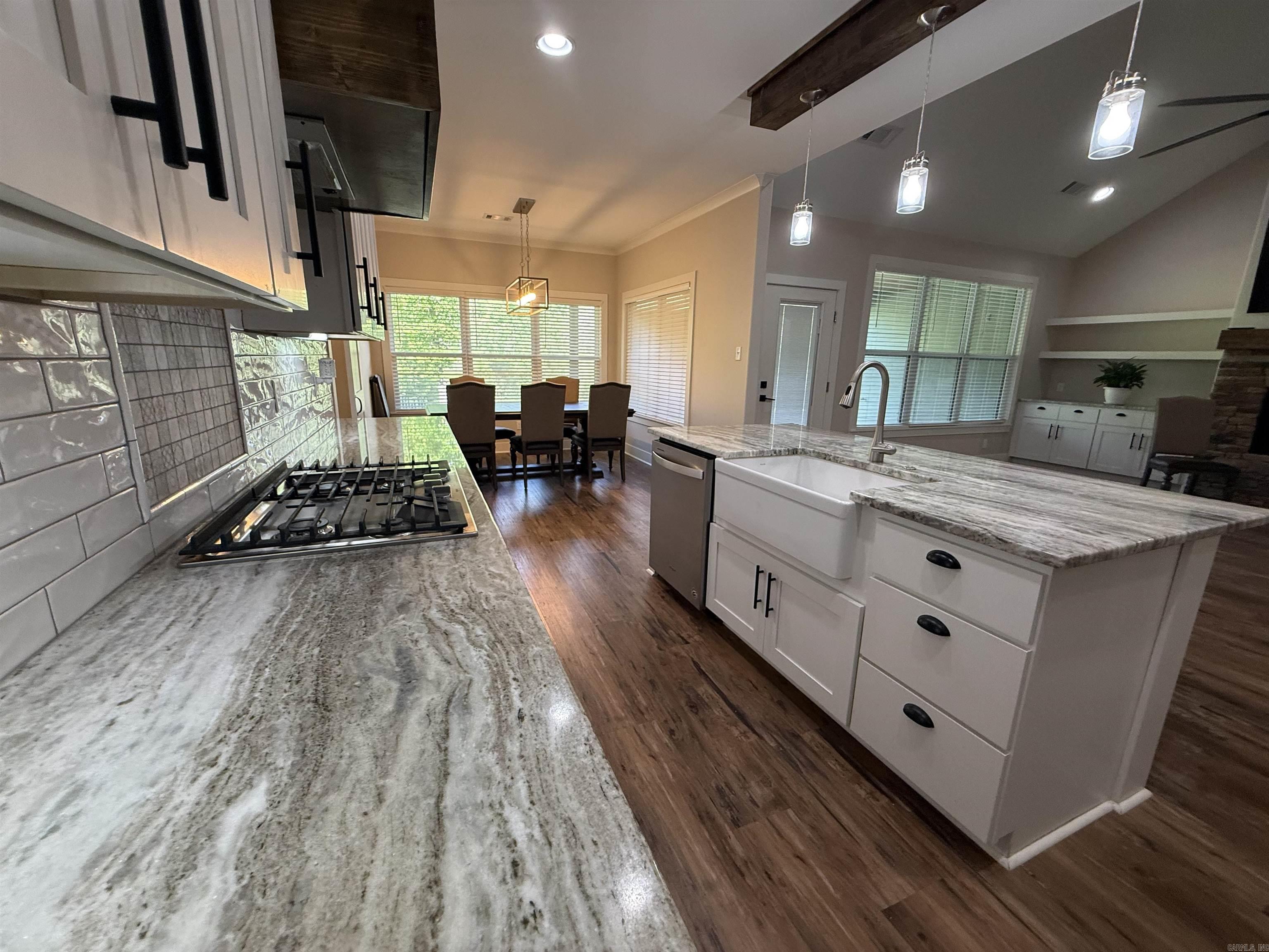 THE WATERS ON TIMBERLAKE - Residential