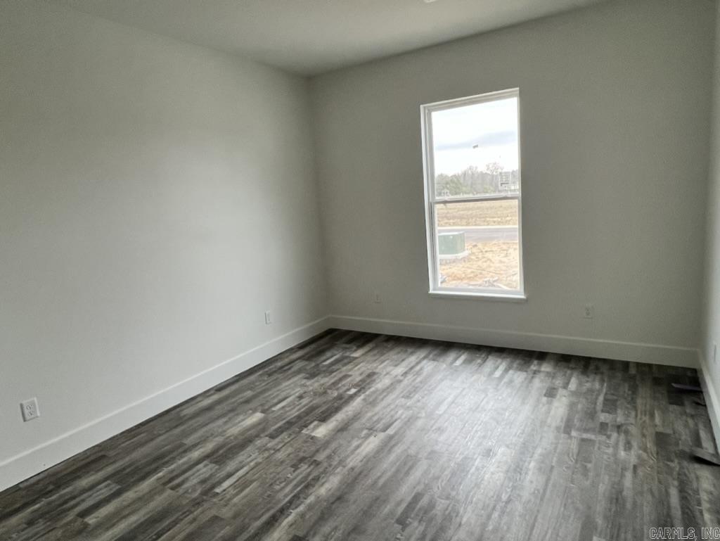 EAST MEADOW - Residential