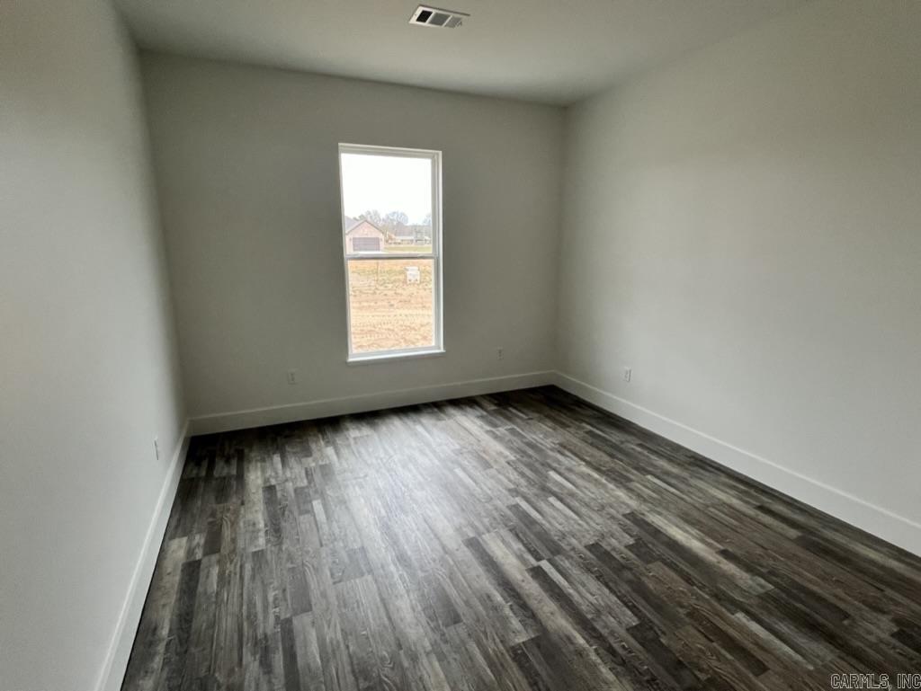 EAST MEADOW - Residential