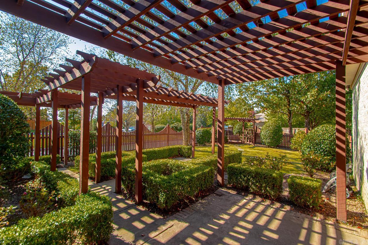 THE VILLAGES OF WELLINGTON - Residential