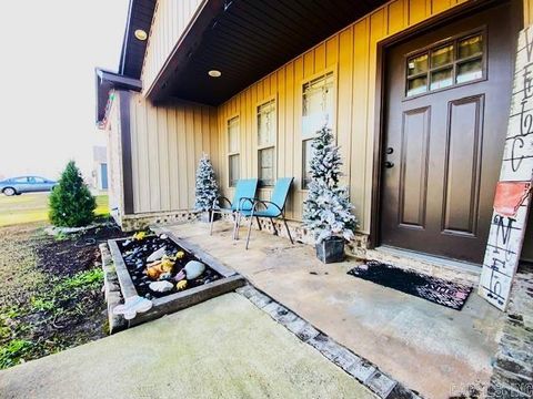 Photo of Paragould, AR 72450 (MLS # 25049600)