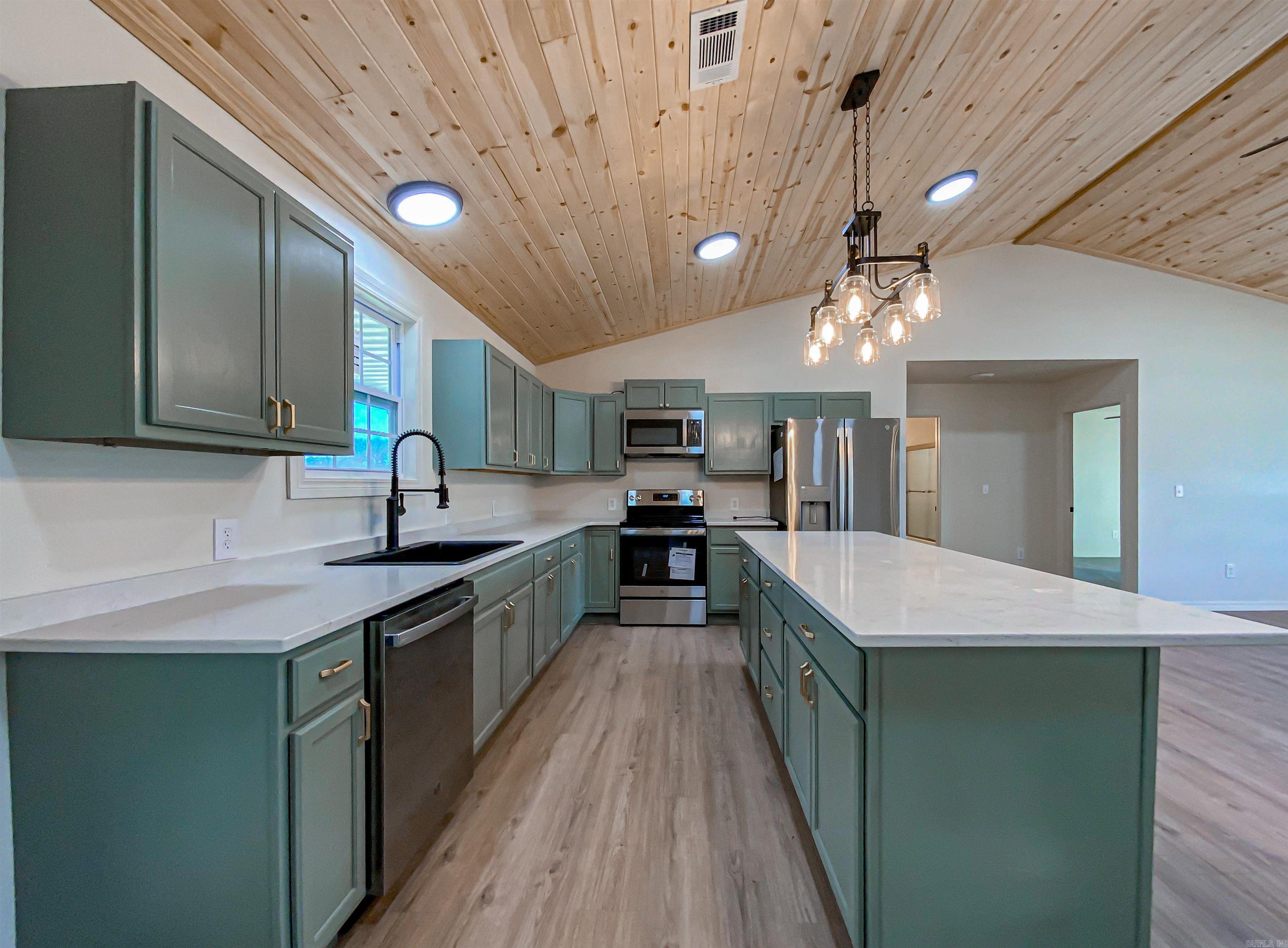 Steamboat Shoals Estates - Residential