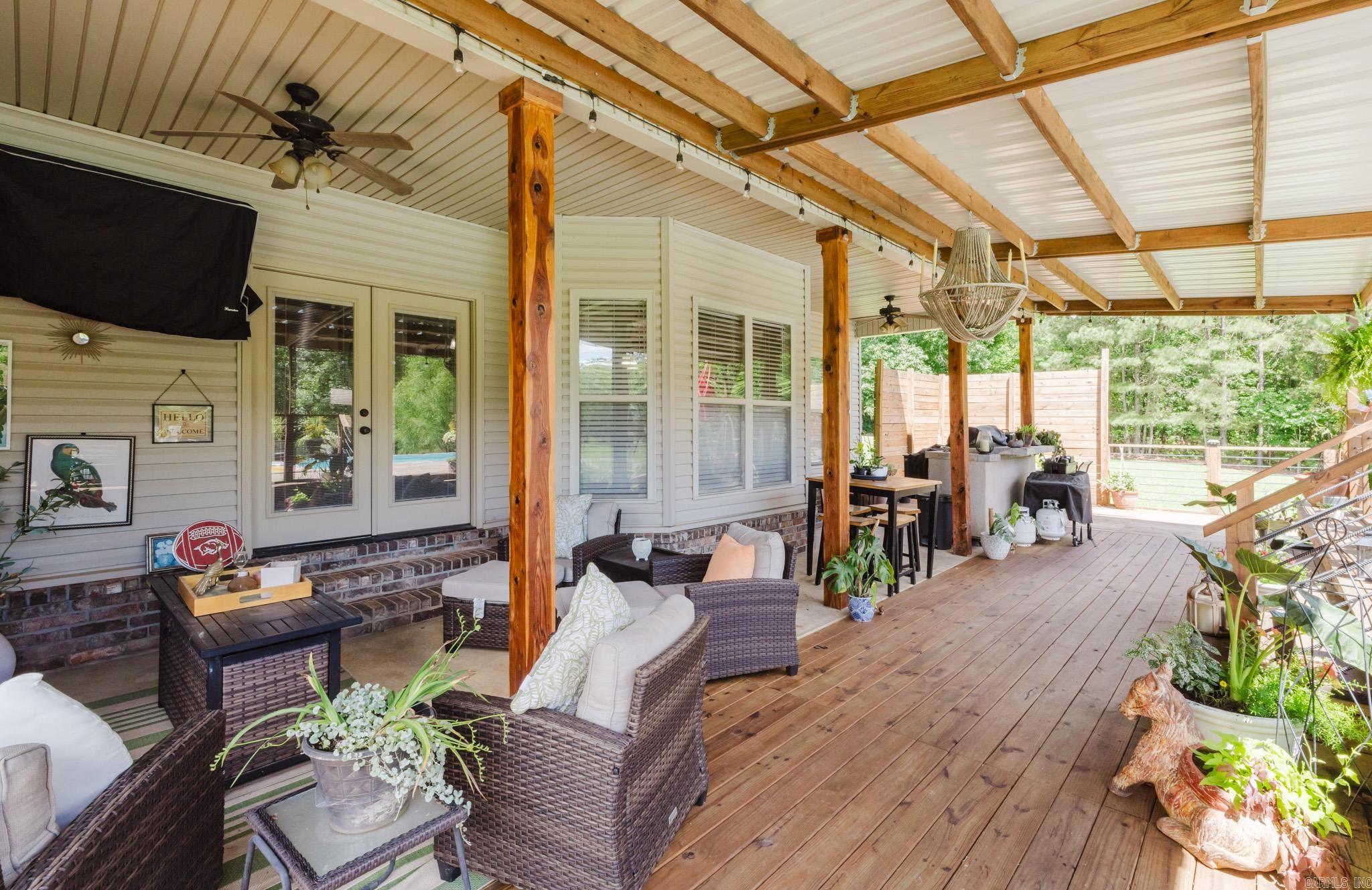 Metes & Bounds - Residential