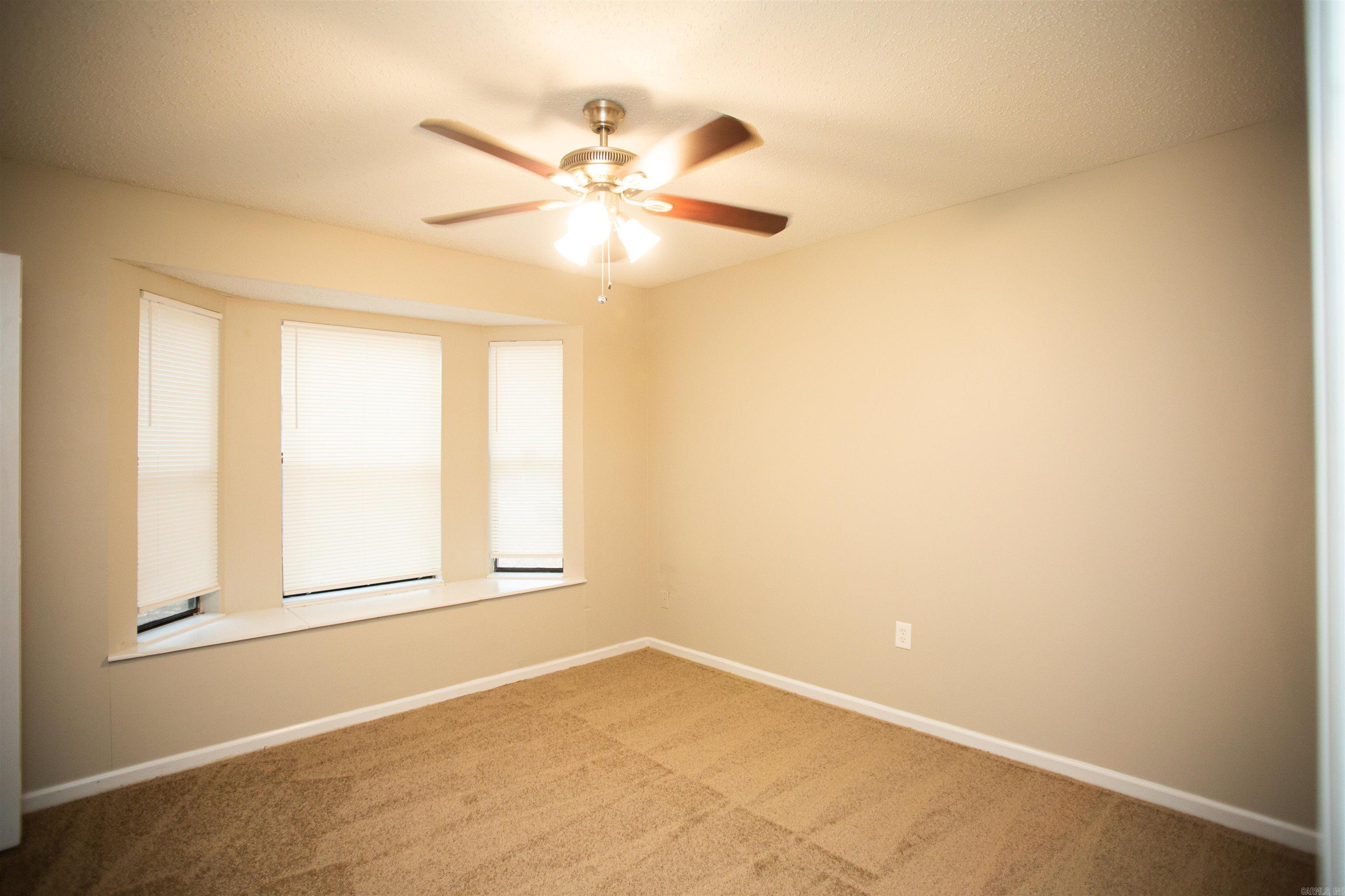 ROLLING OAKS - Residential