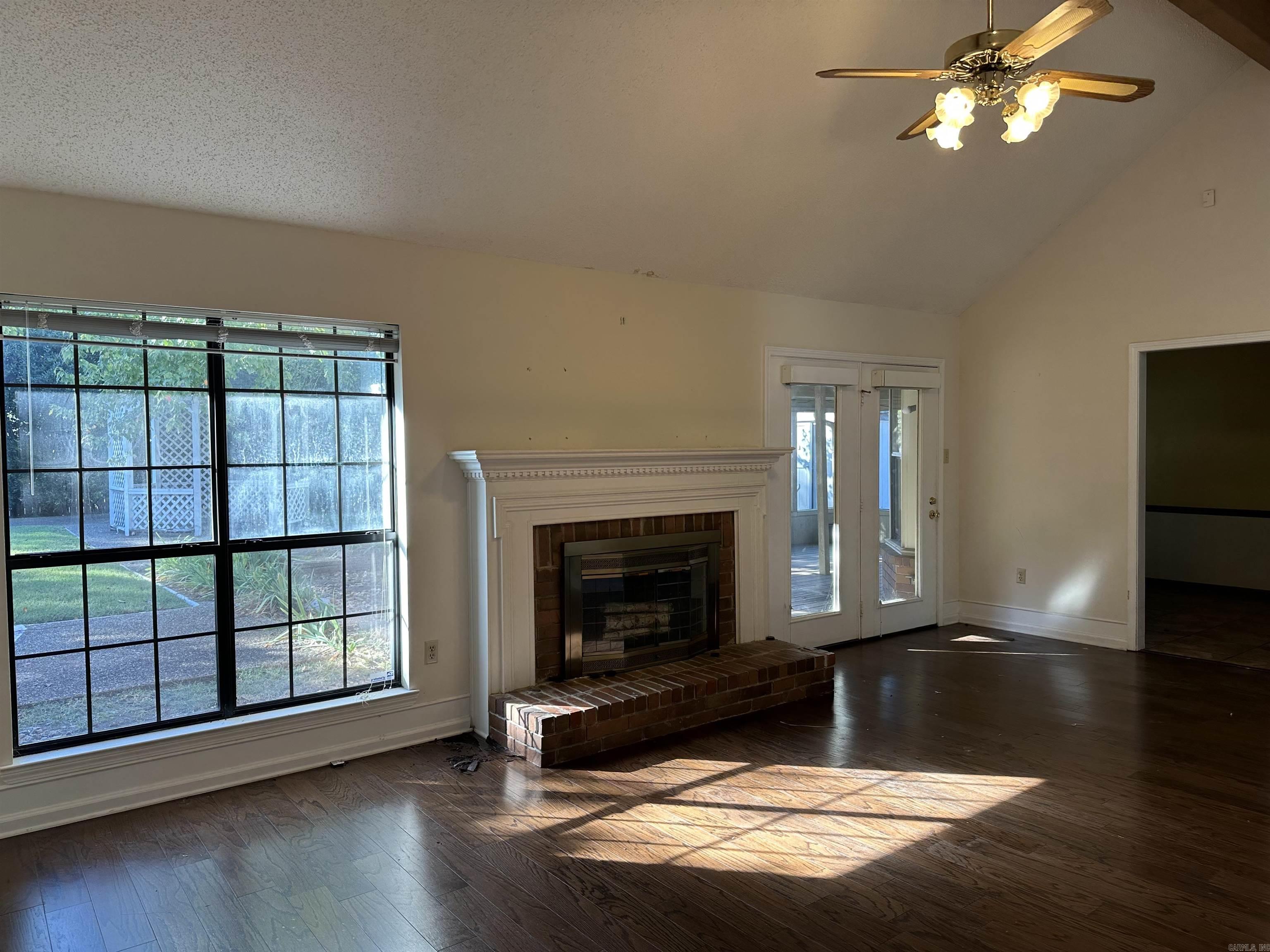 Rosewood Terrace - Residential