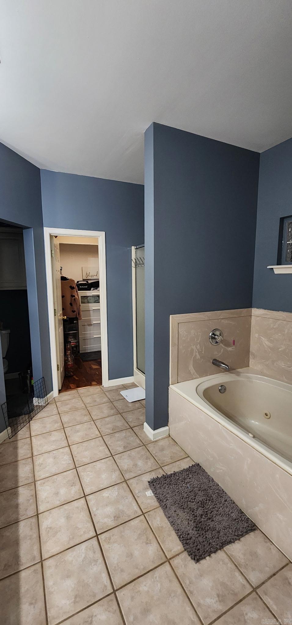 STONE LINKS ADDN - Residential