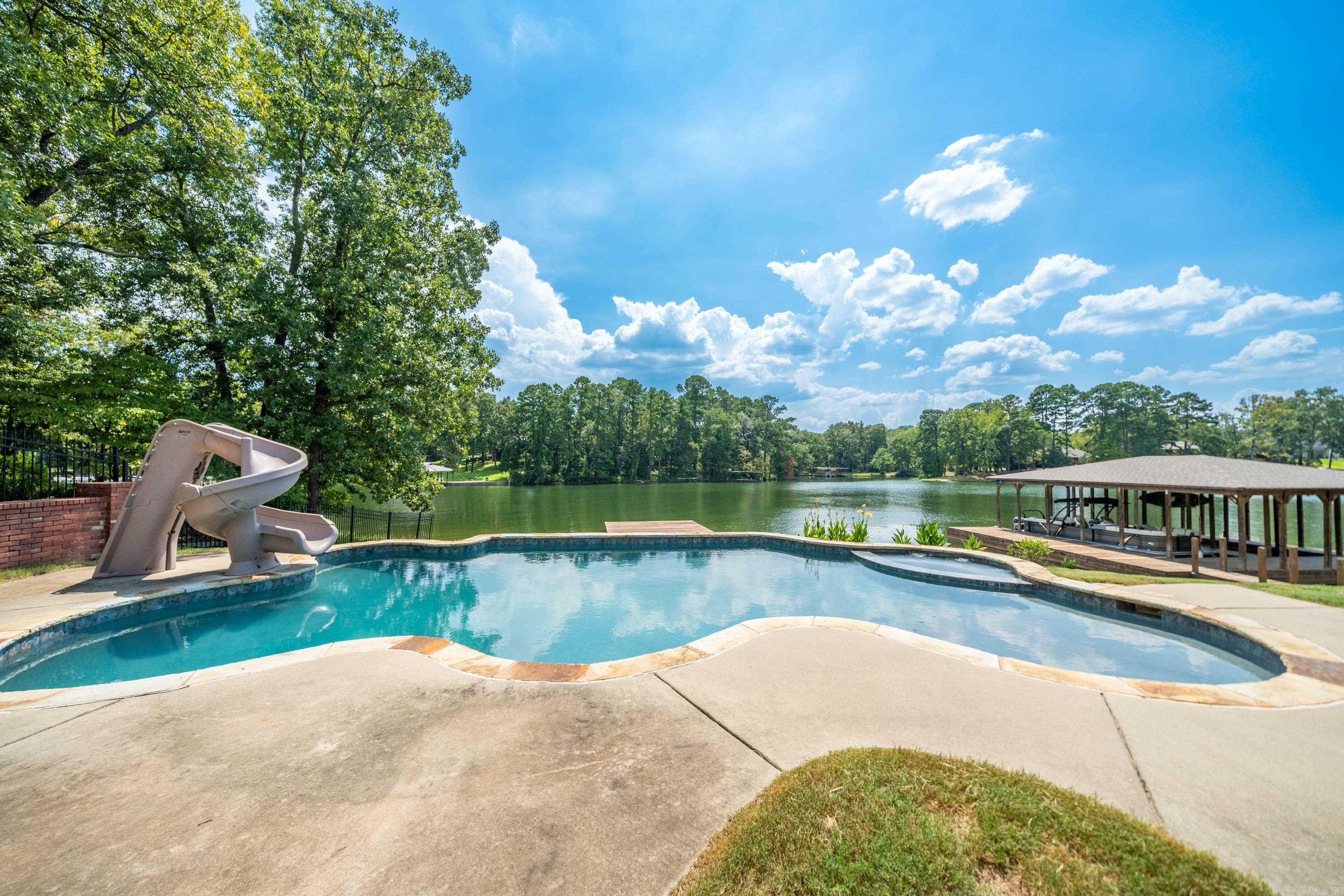 Stonegate Shores Phase I - Residential