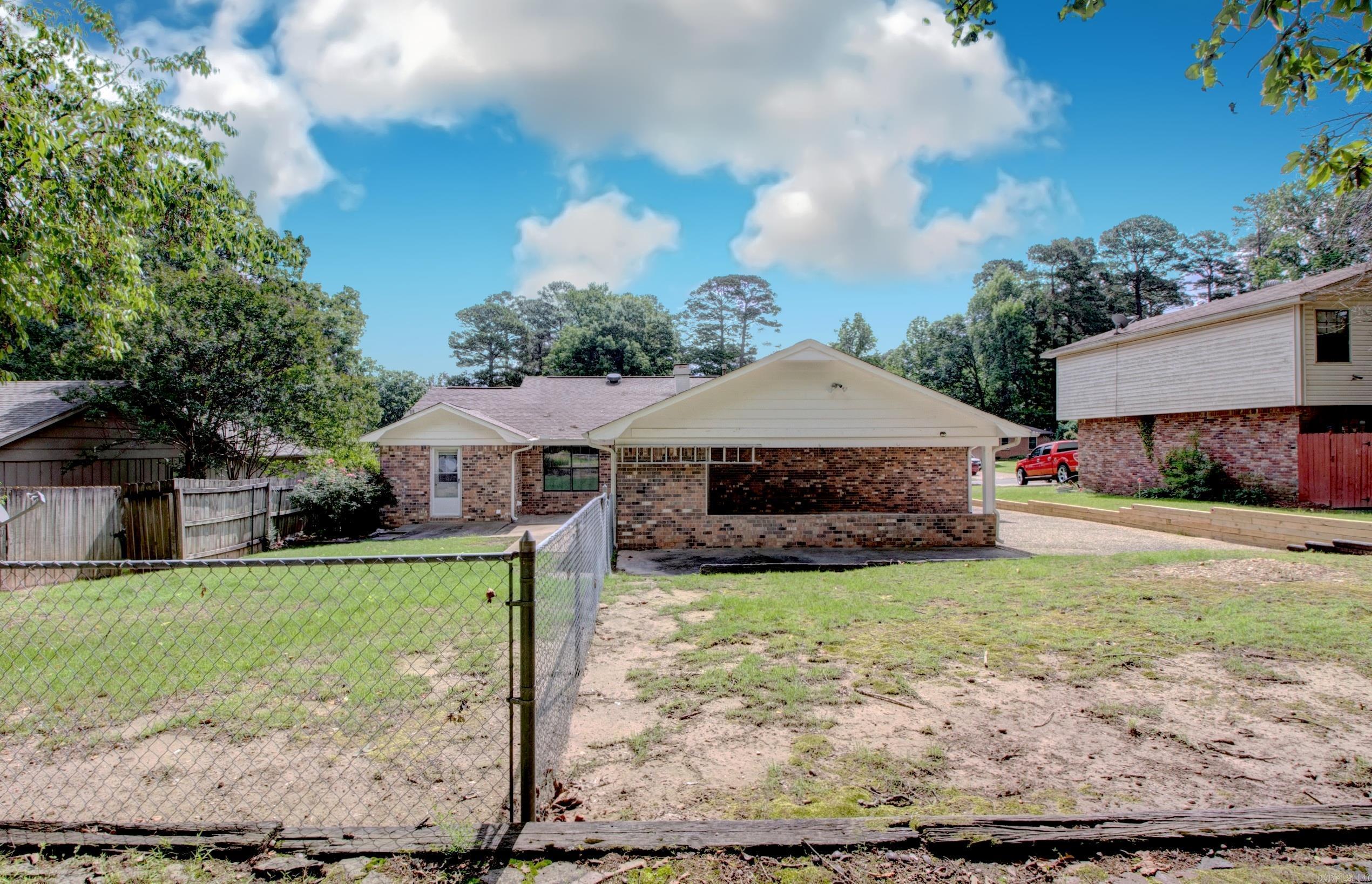 OTTER CREEK VILLAGE COML - Residential