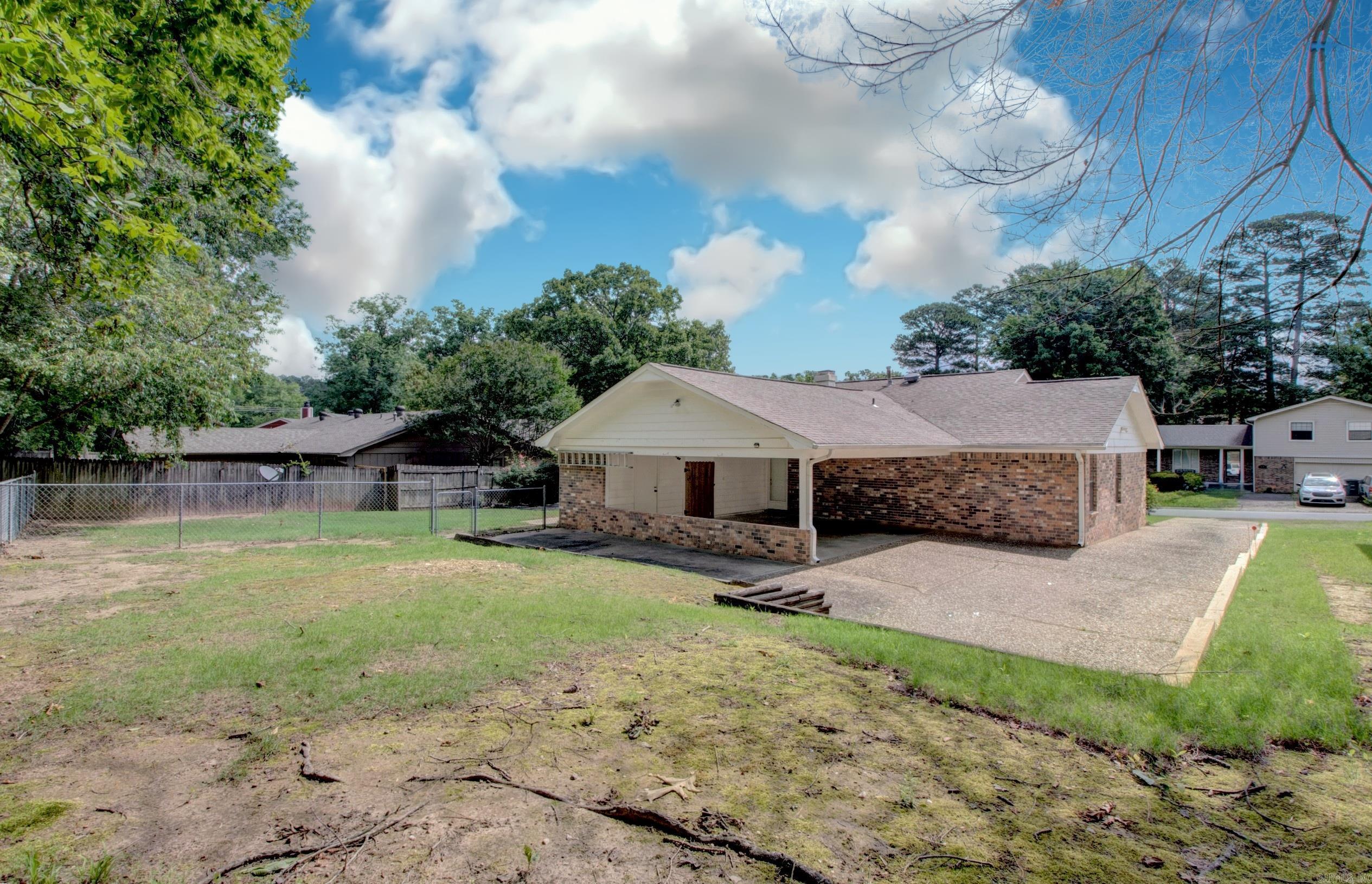 OTTER CREEK VILLAGE COML - Residential