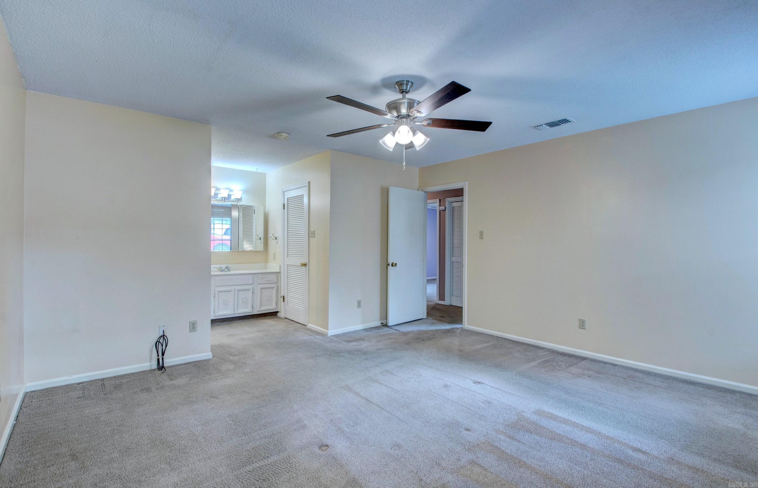 OTTER CREEK VILLAGE COML - Residential