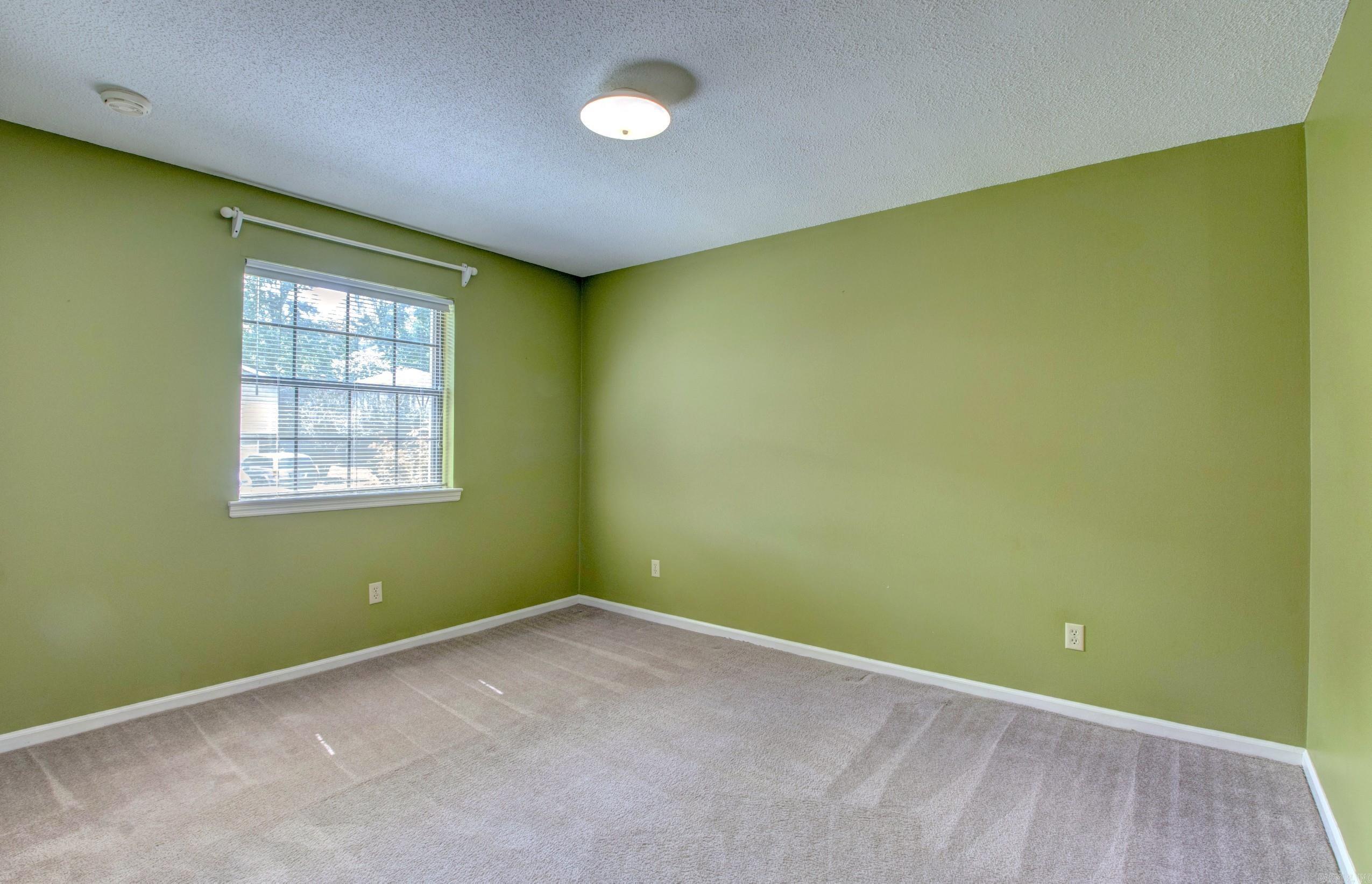 OTTER CREEK VILLAGE COML - Residential