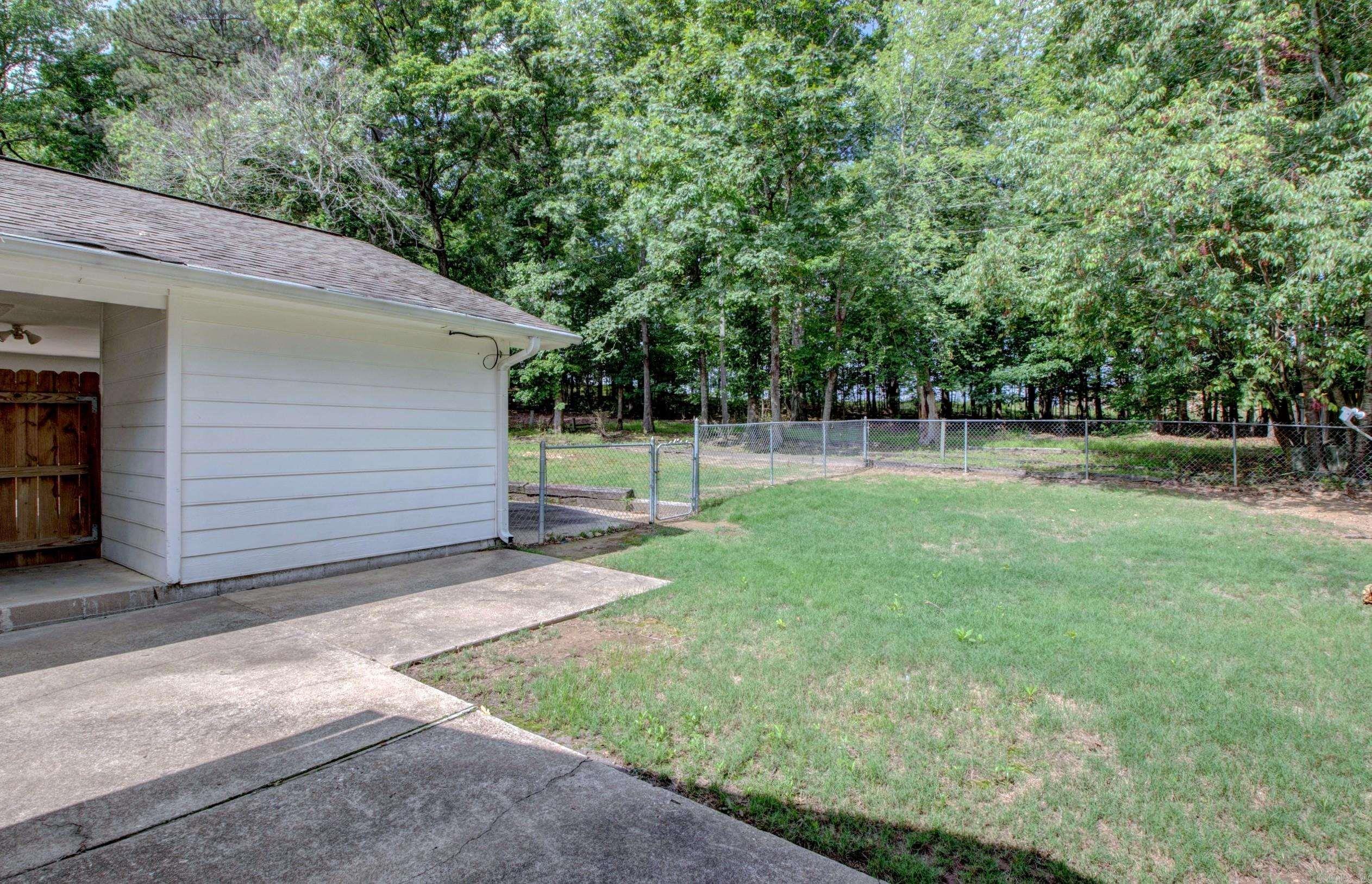 OTTER CREEK VILLAGE COML - Residential