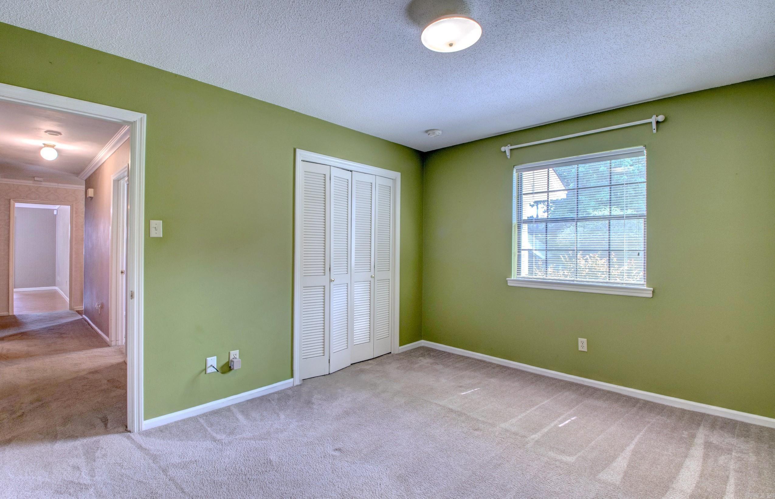 OTTER CREEK VILLAGE COML - Residential