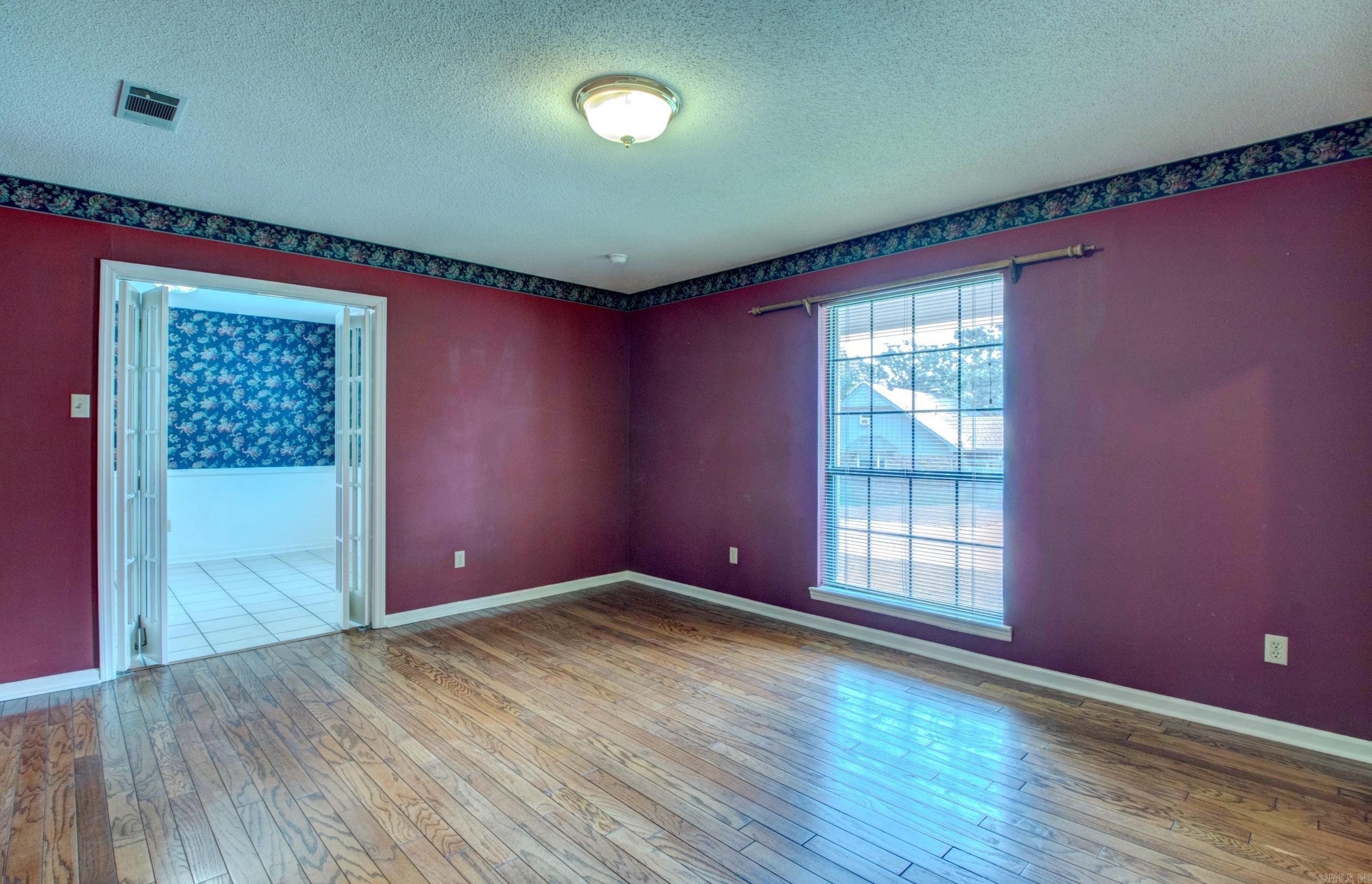 OTTER CREEK VILLAGE COML - Residential