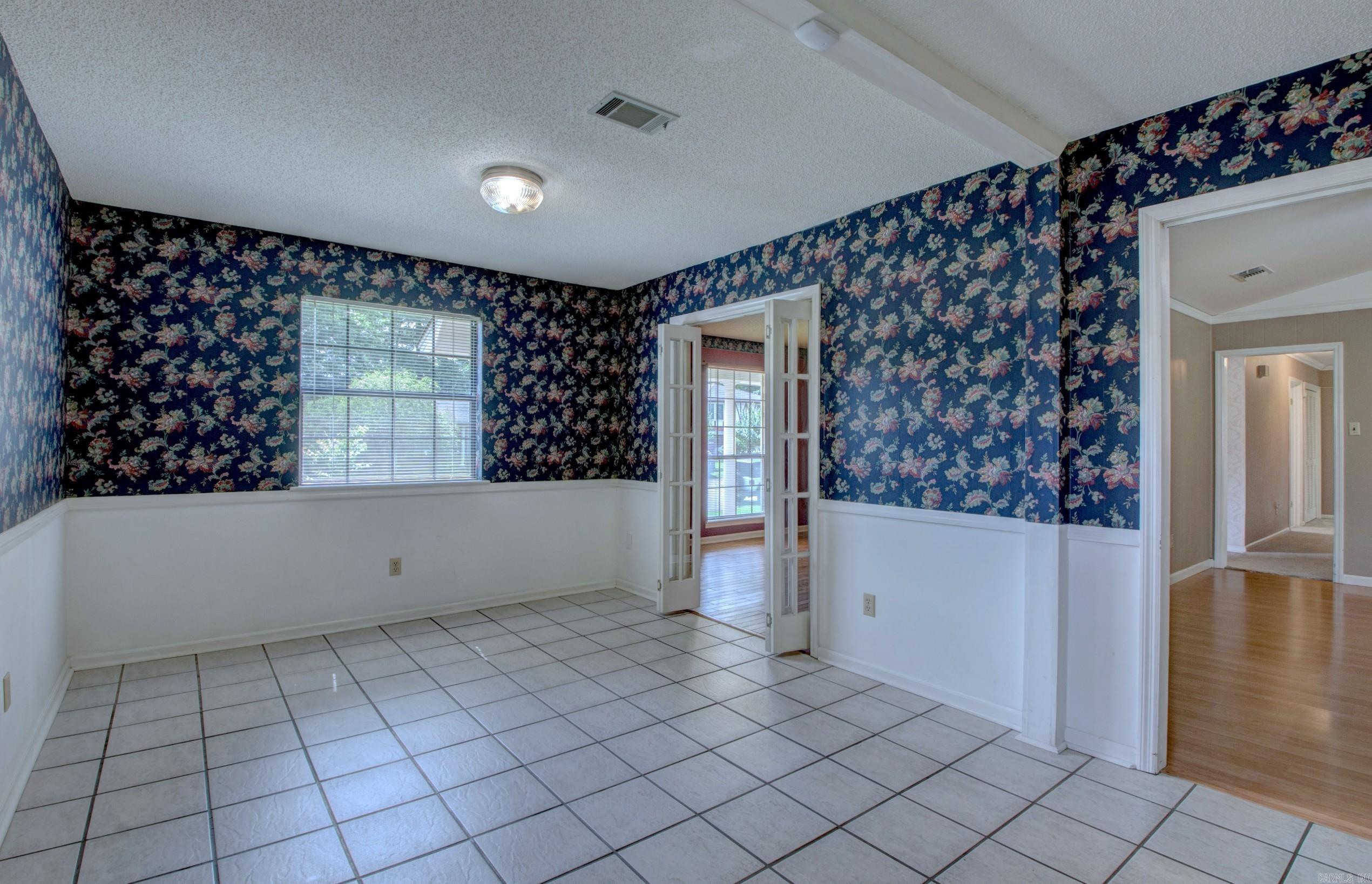 OTTER CREEK VILLAGE COML - Residential