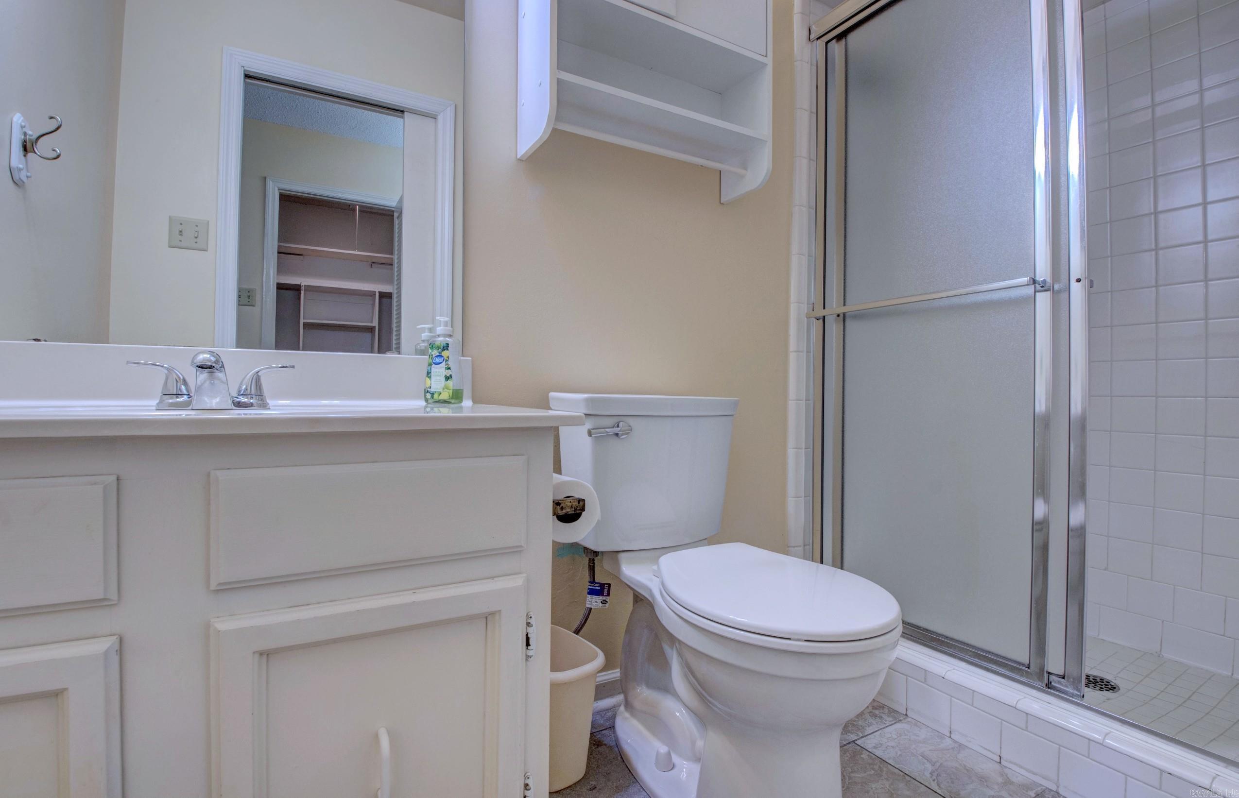 OTTER CREEK VILLAGE COML - Residential